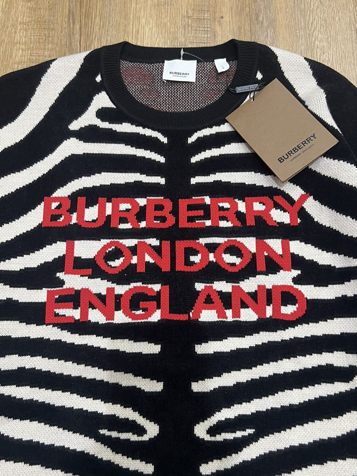 Burberry Burberry Mens Jennings Zebra Logo Jumper Knit Sweater Size US L / EU 52-54 / 3 - 6 Thumbnail