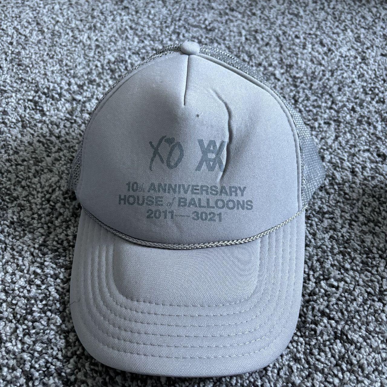 Daniel Arsham × The Weeknd The Weeknd House of Balloons x Daniel Arsham Trucker Hat Size ONE SIZE - 1 Thumbnail