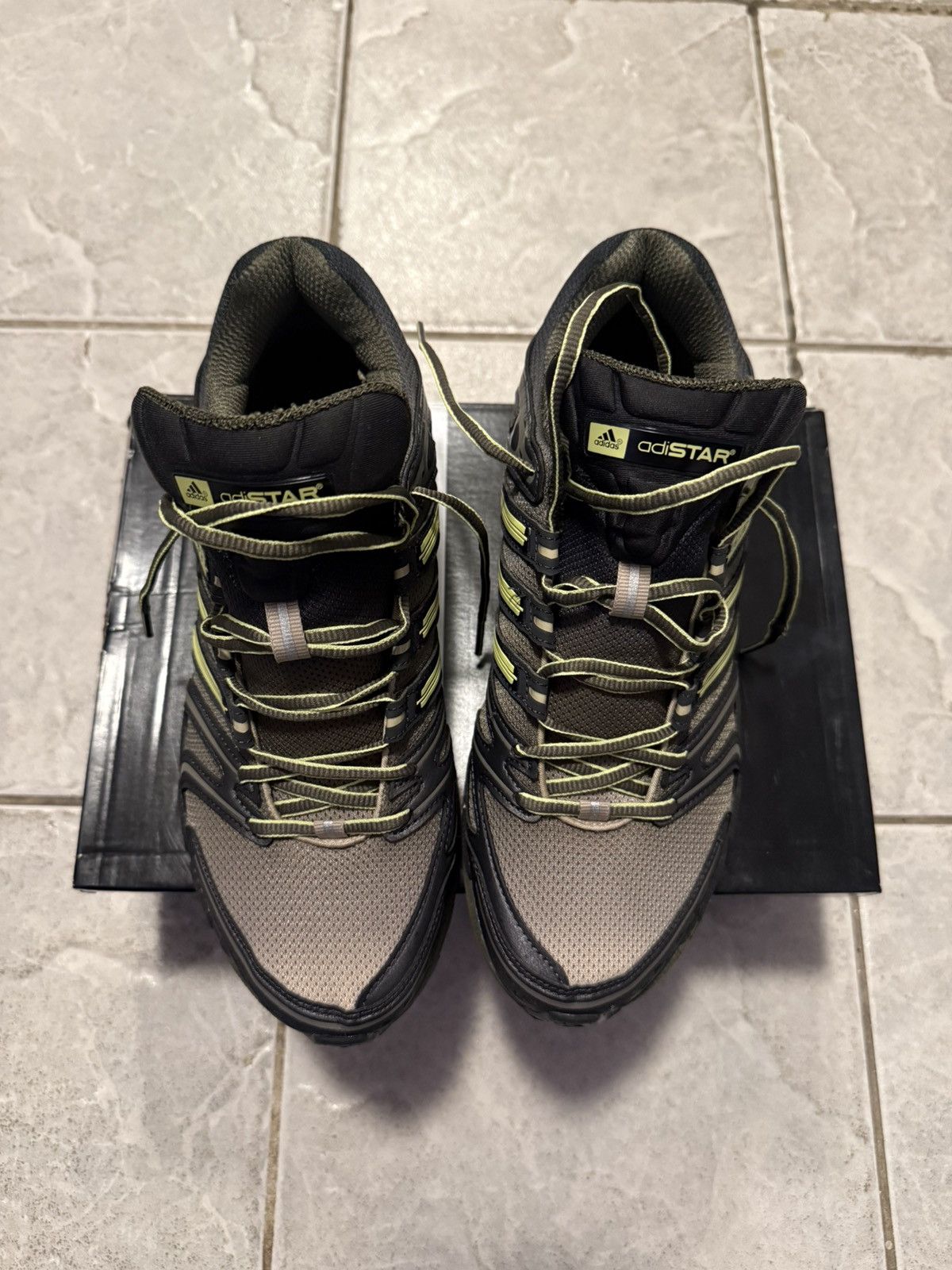 Adidas Adistar Control 5 Size US 10 / EU 43 - 11 Thumbnail