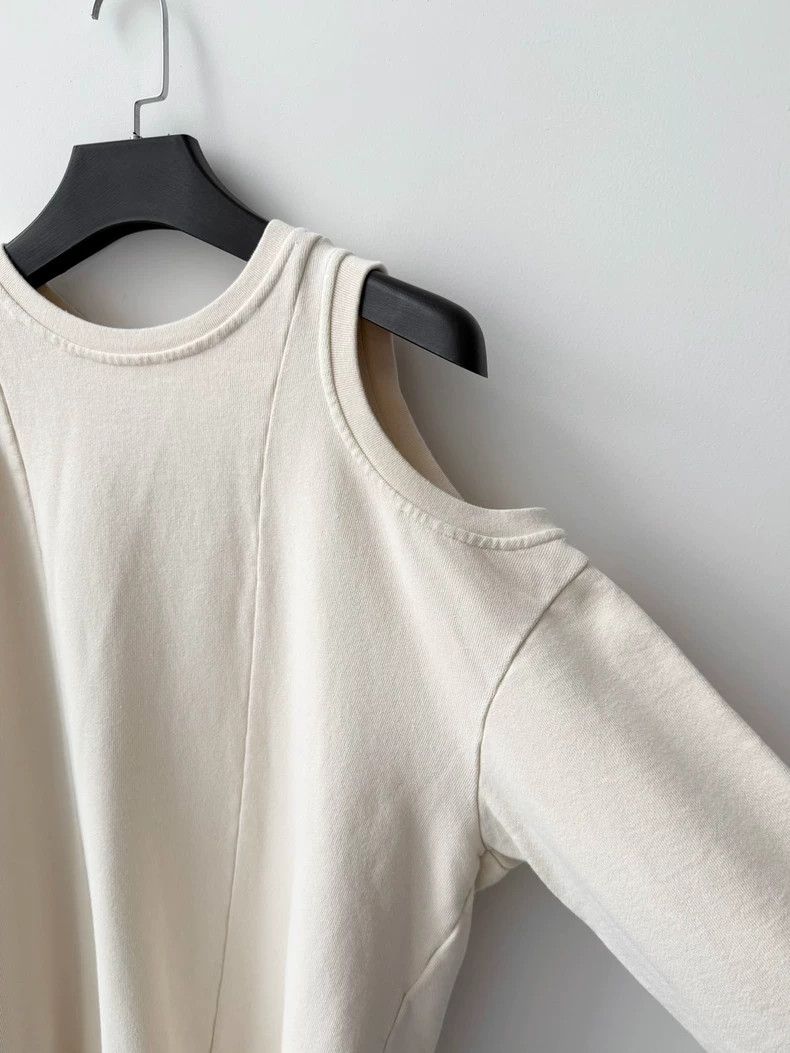Maison Margiela Maison Margiela Deconstructed sweatshirt with off-shoulder Size S / US 4 / IT 40 - 4 Thumbnail