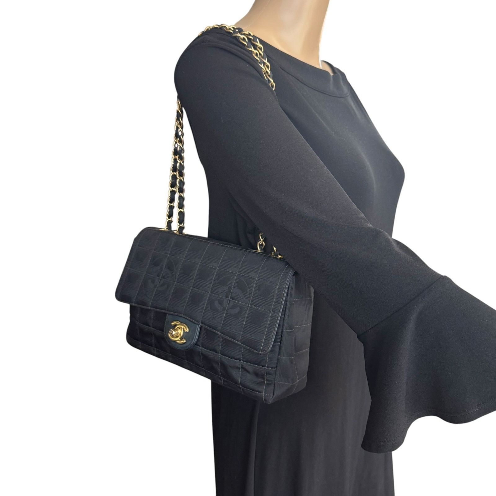 Chanel Chanel Vintage Travel Line Chocolate Bar Flap Bag Size ONE SIZE - 3 Thumbnail