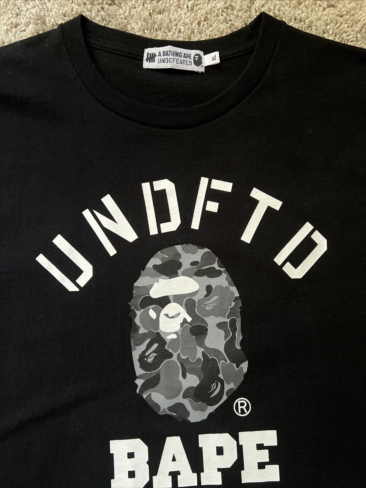 Bape × Undefeated Bape x UNDFTD LA 2020 Tee Size US XL / EU 56 / 4 - 2 Thumbnail