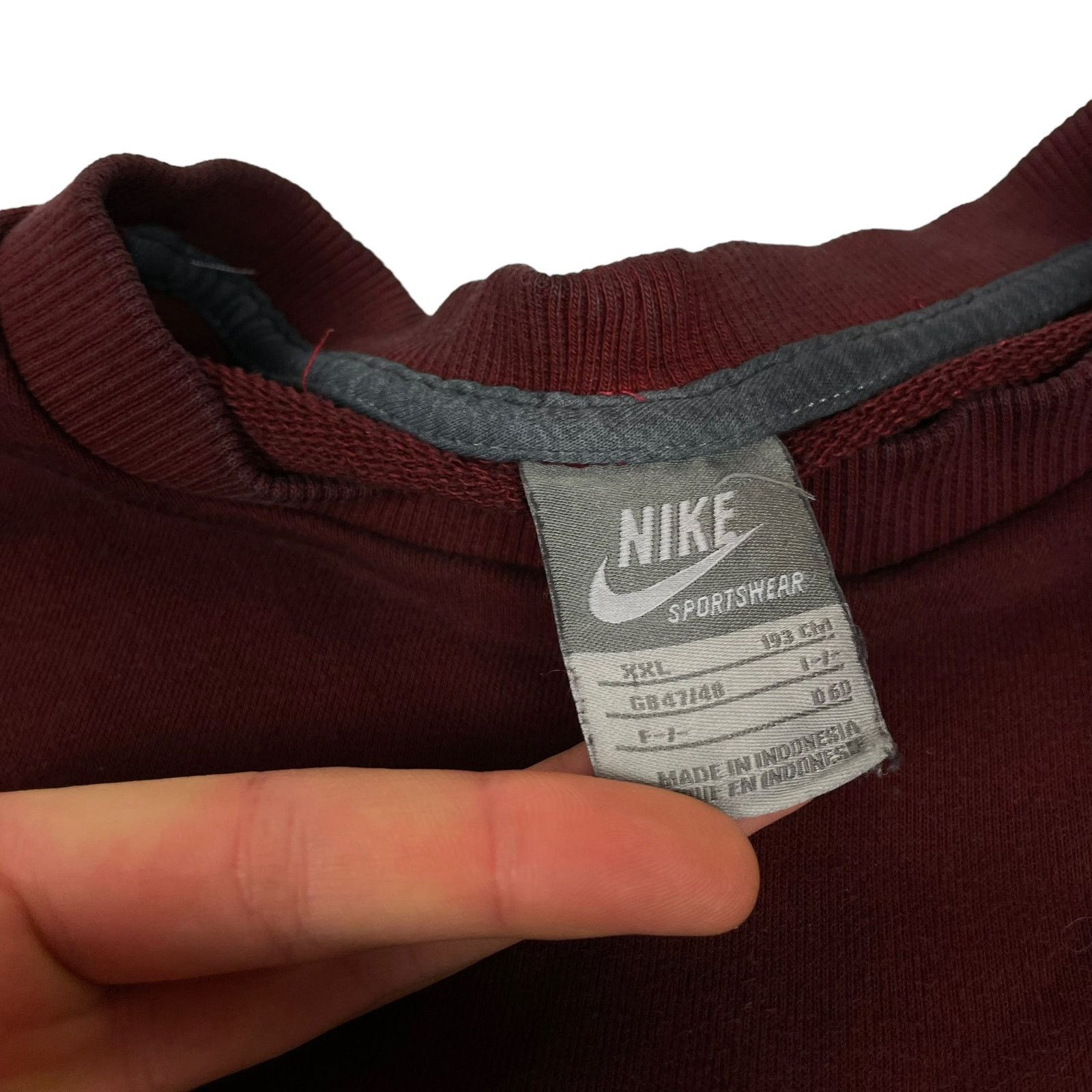 Nike Sportswear Men Maroon Crew Neck Spellout Sweatshirt 2XL