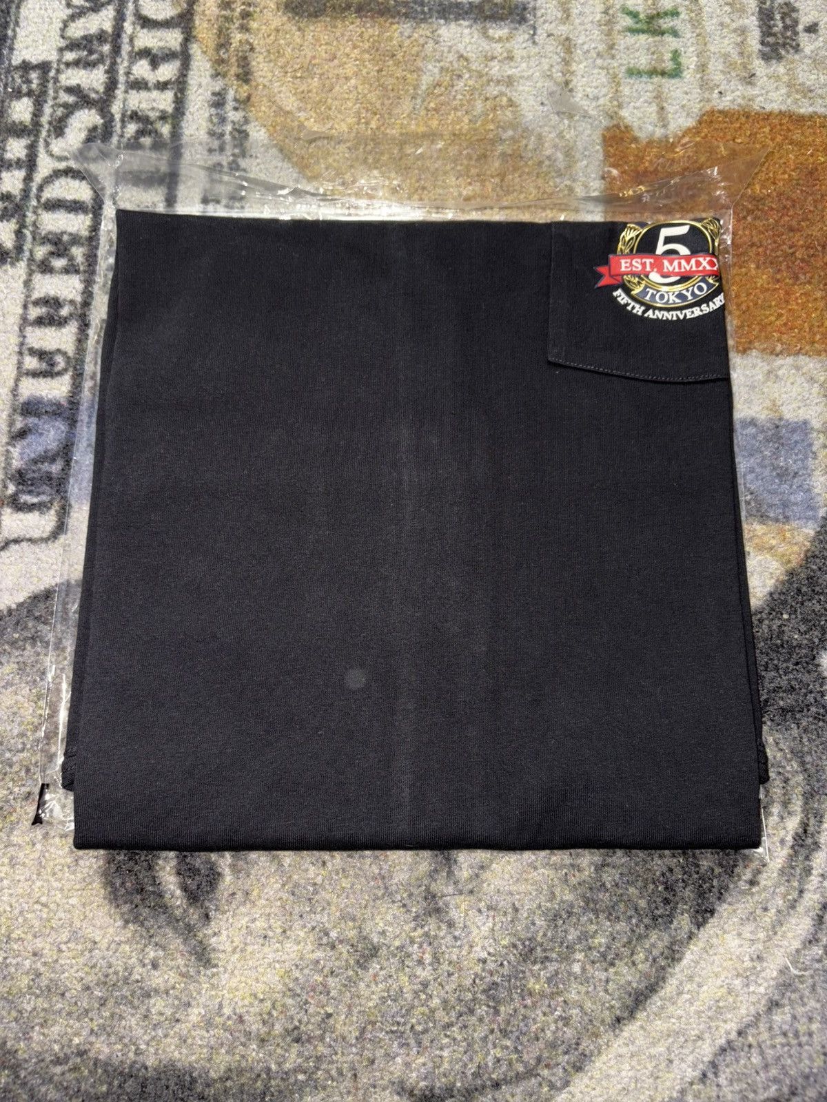 Kith Kith Tokyo 5 Year Anniversary Pocket Tee Black Size US XL / EU 56 / 4 - 1 Thumbnail