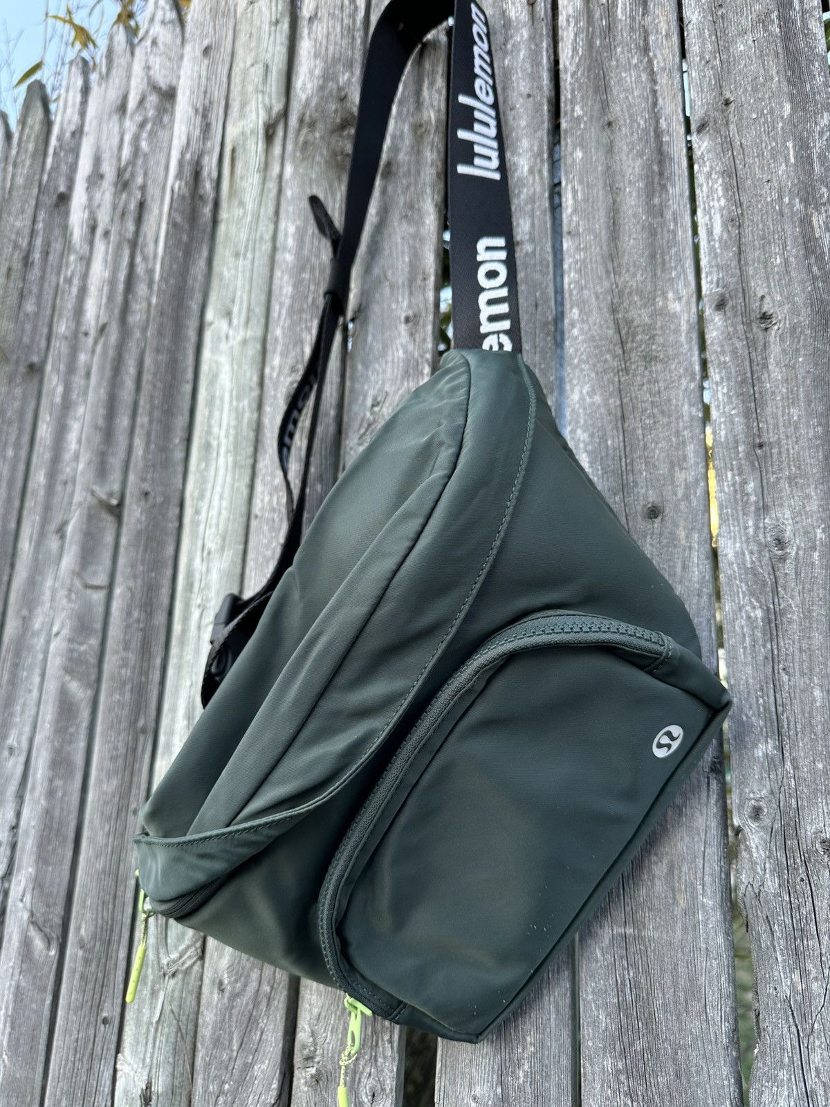 Lululemon shoulder bag