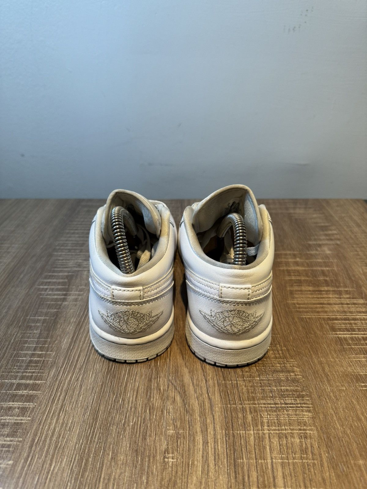 Jordan Brand Nike Air Jordan 1 Low Triple White Women’s Size 6 Sneakers Size US 6 / IT 36 - 4 Thumbnail
