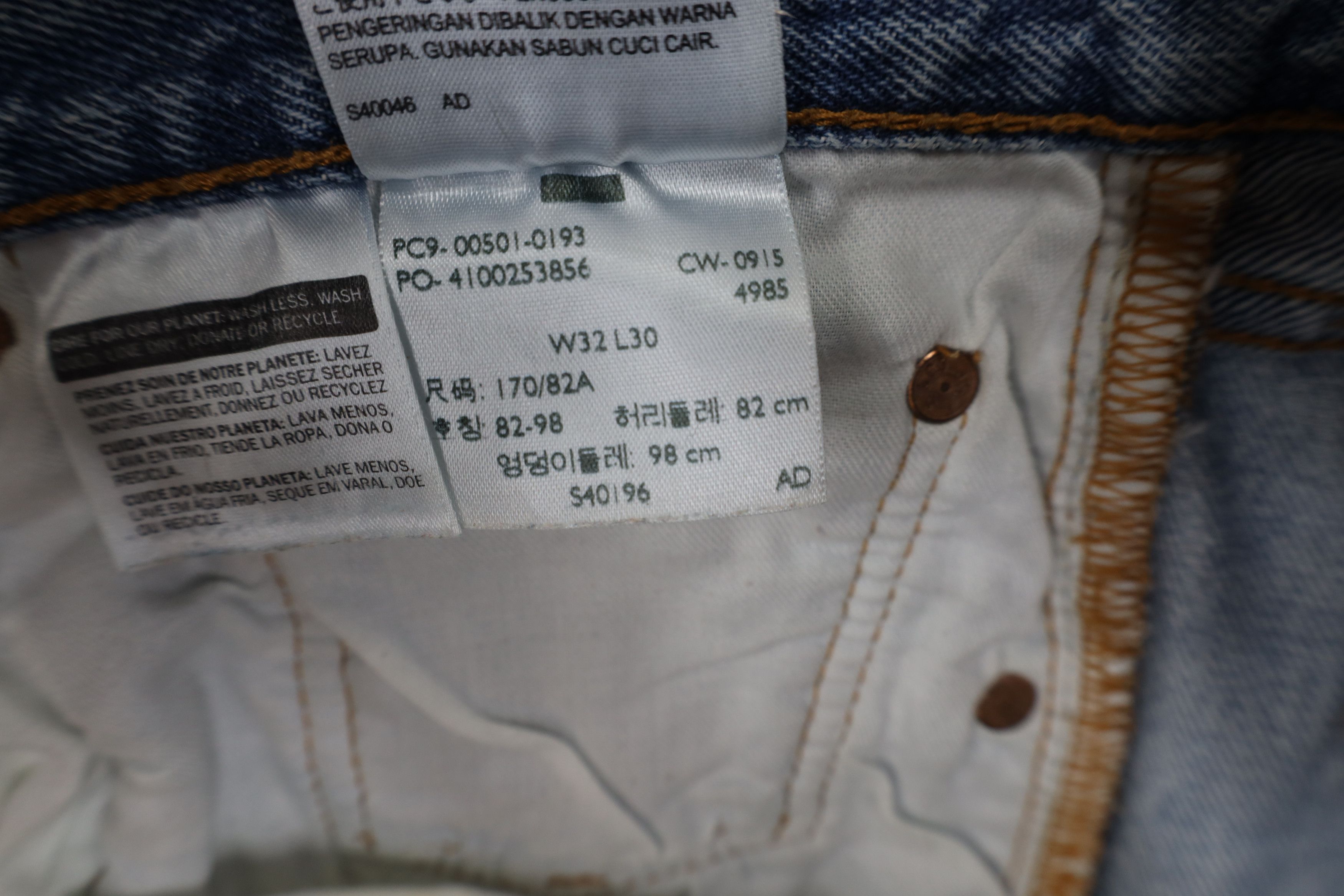 Levi's Vintage Y2K Levis 501xx Original Button Fly Denim Jeans Size US 32 / EU 48 - 10 Thumbnail