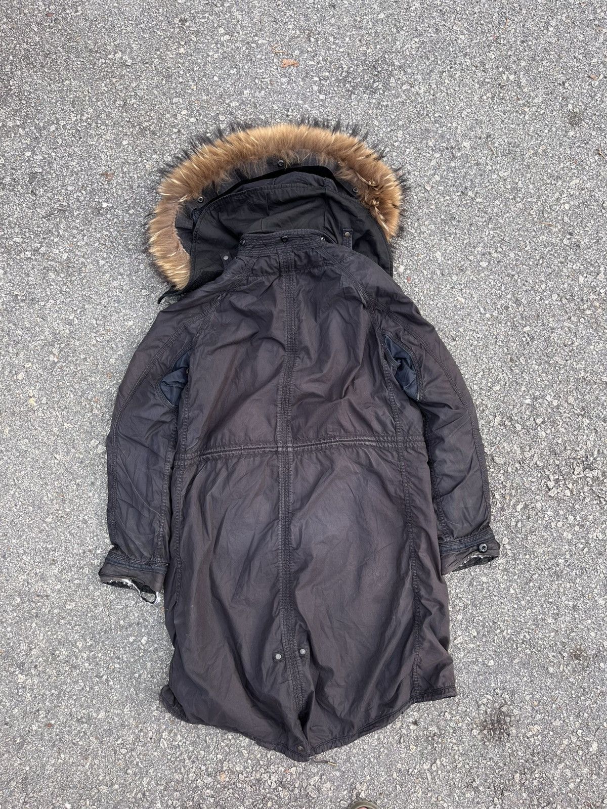 GOA Thrashed!! Very worn G.O.A parkas Size US M / EU 48-50 / 2 - 9 Thumbnail