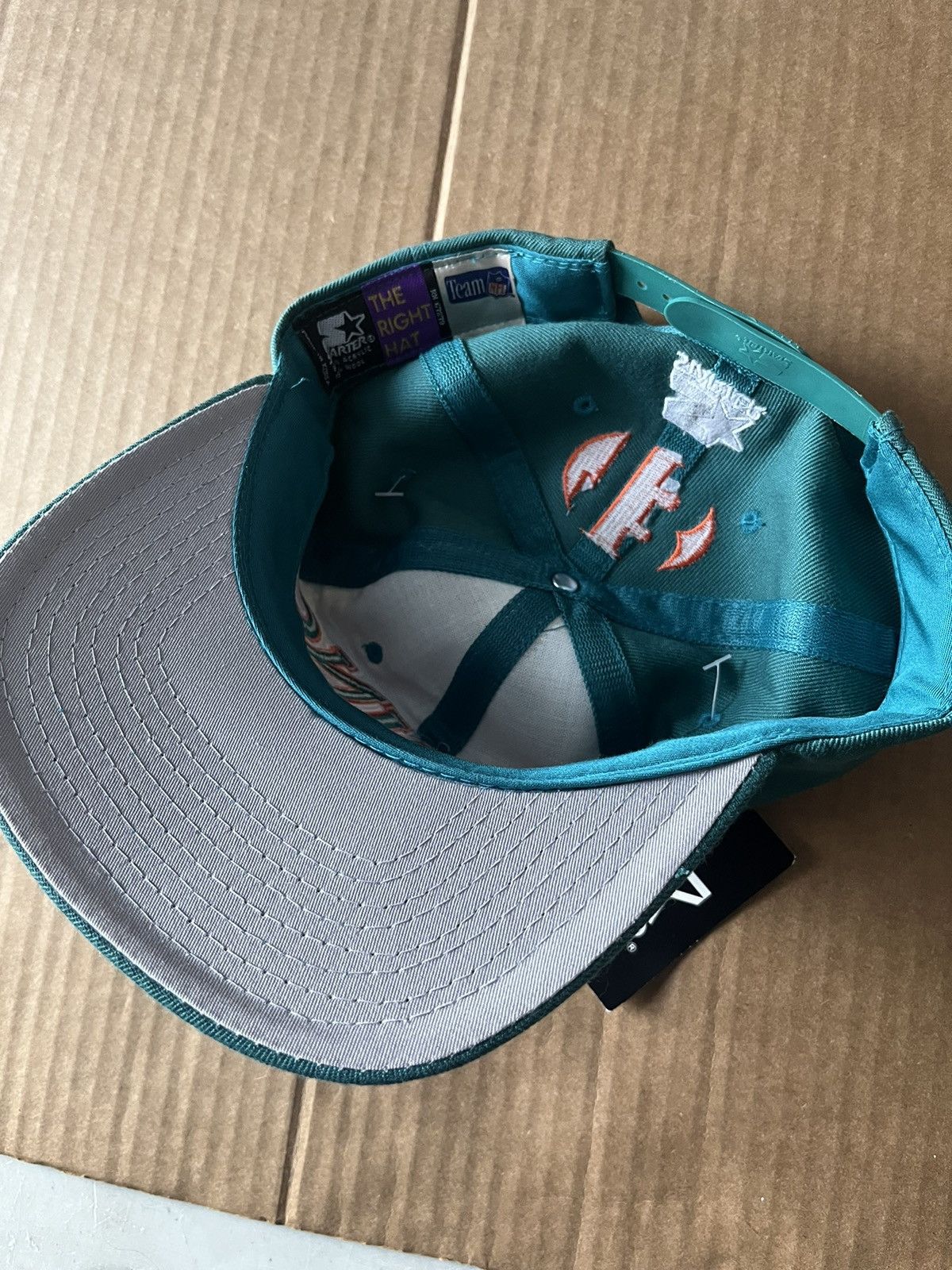 NFL × Starter × Vintage Vintage Marino Dolphins Starter Hat NWT Size ONE SIZE - 4 Thumbnail