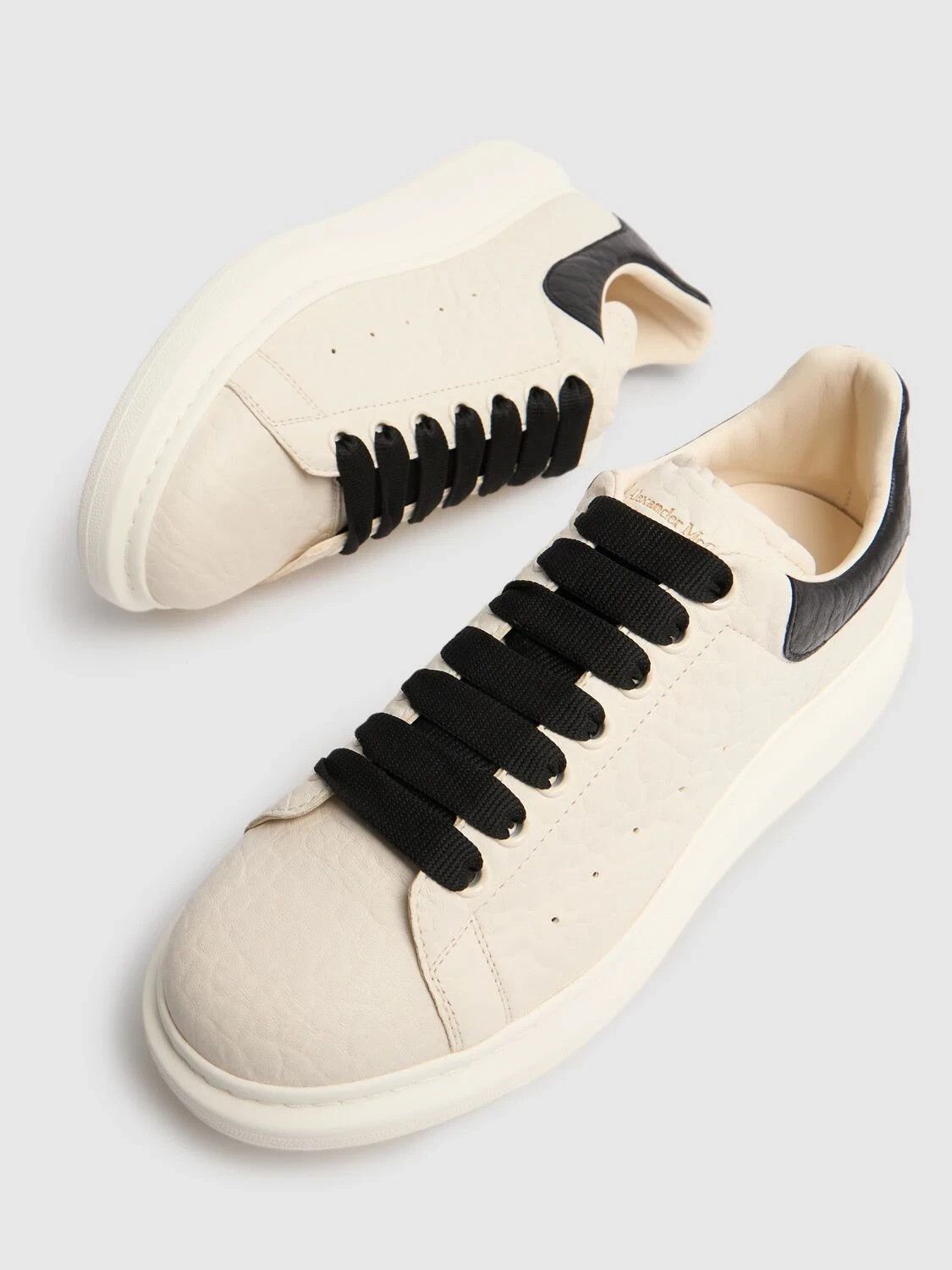 Alexander McQueen ALEXANDER MCQUEEN Men's Oversized B/W Sneakers New Size US 12 / EU 45 - 2 Thumbnail