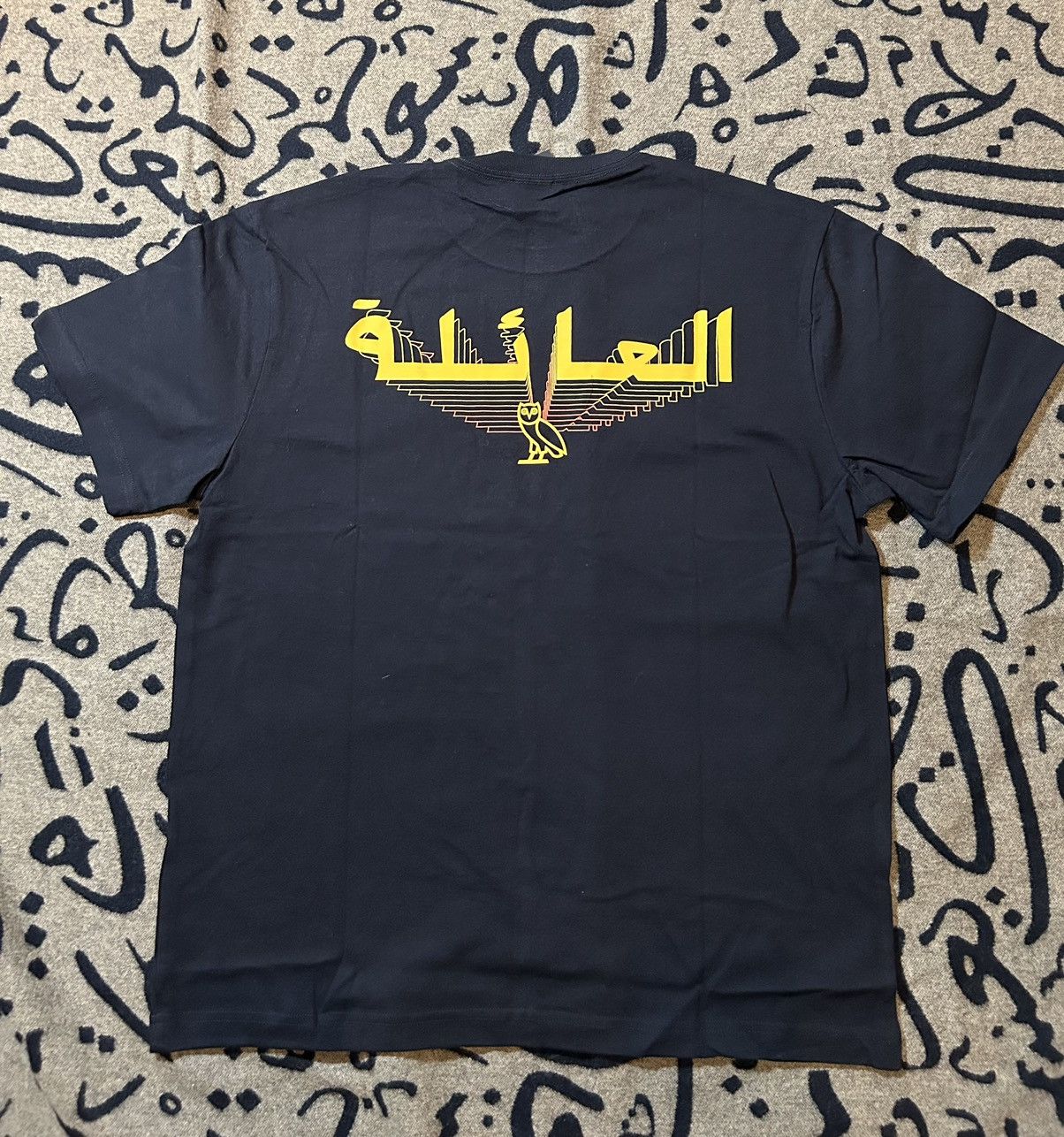 October's Very Own “The Family” Echo Tshirt Size US L / EU 52-54 / 3 - 5 Thumbnail