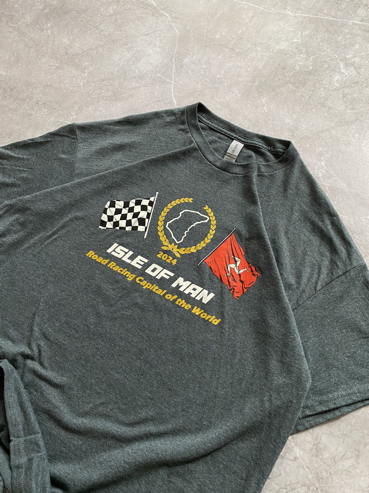 Formula 1 × Vintage Isle of Man Road Racing T Shirt Capital of the World 2024 Size US XL / EU 56 / 4 - 5 Thumbnail