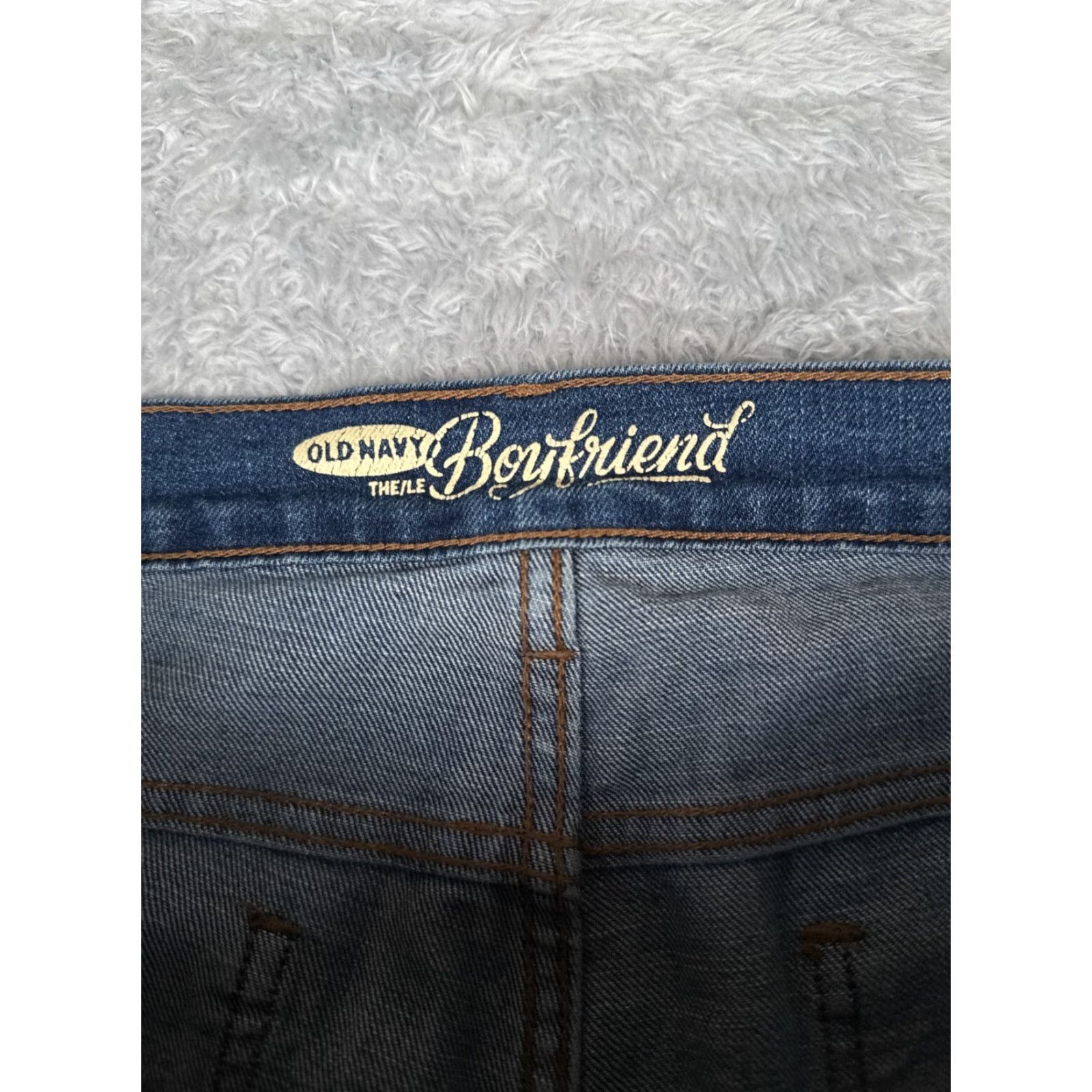 Old Navy Old Navy Jeans Womens 11 Blue Denim Boyfriend Distressed Low Rise Tapered 34x25 Size 32" / US 10 / IT 46 - 6 Thumbnail