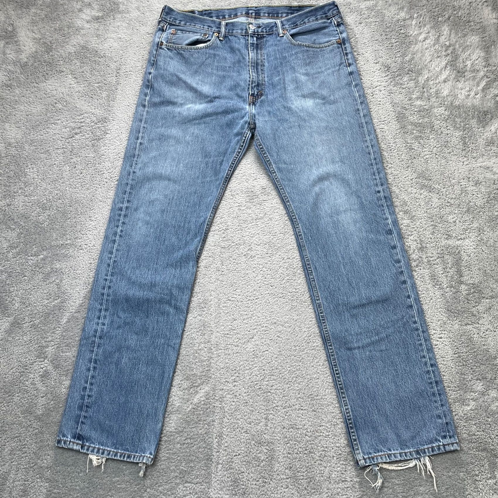 Levi's Levis 505 Jeans Mens 40x35 Blue Distressed Regular Straight Denim Cotton 5-Pocket Button Zipper Jeans Size US 40 / EU 56 - 2 Thumbnail