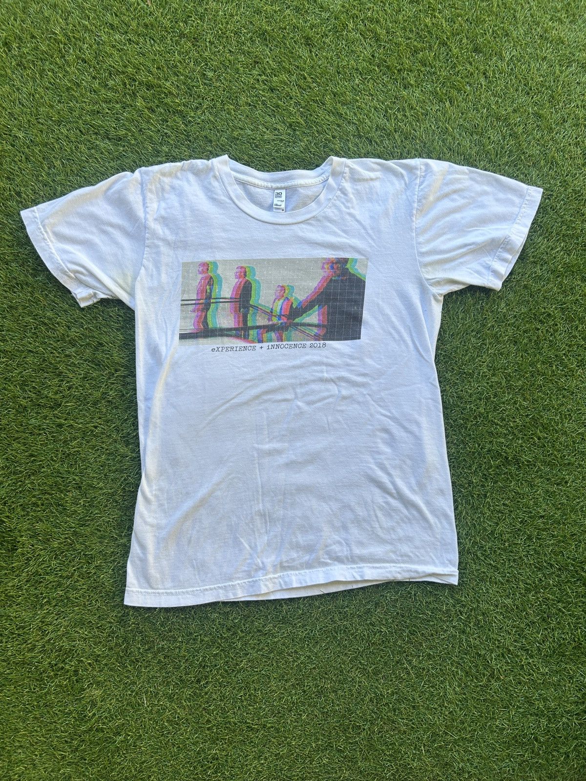 Band Tees U2 Experience + Innocence Tour 2018 Concert T-Shirt Size US S / EU 44-46 / 1 - 1 Thumbnail