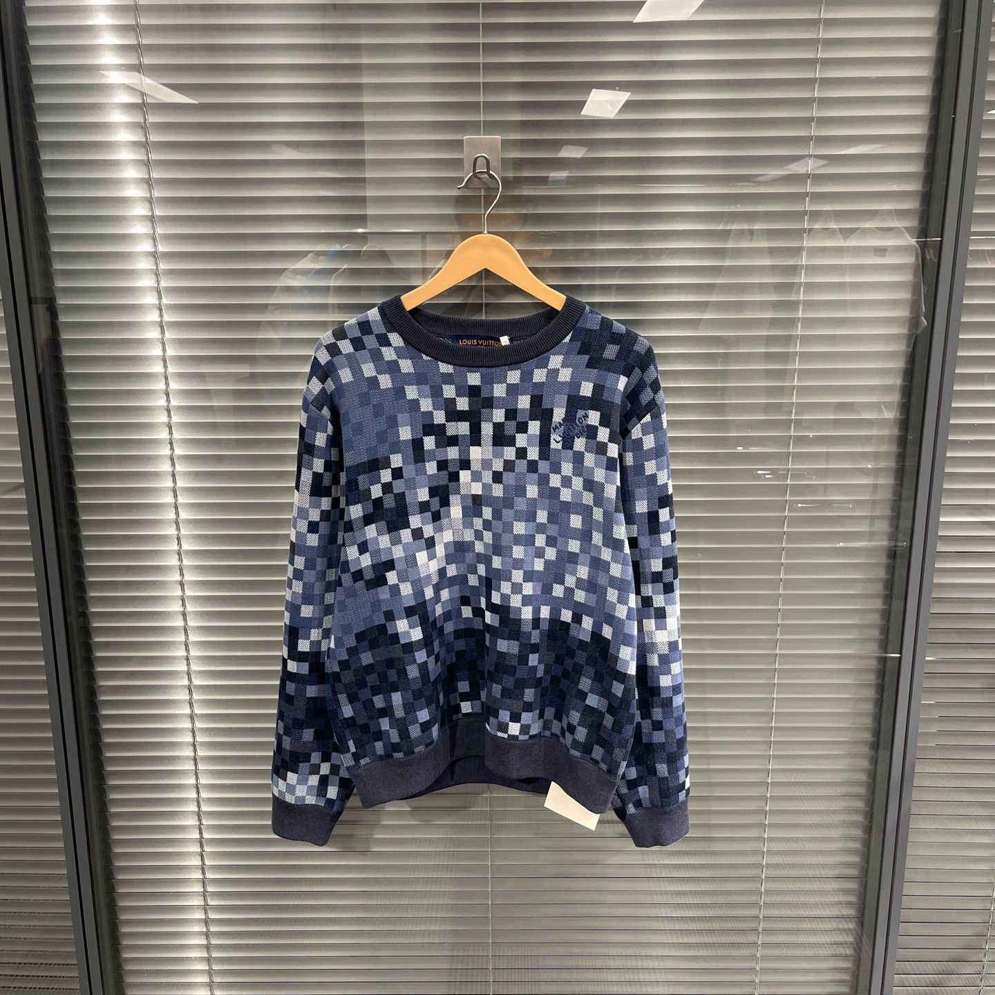 Louis Vuitton LV Pharrell Williams 25 Mosaic Rivet Knit Sweater S Size US S / EU 44-46 / 1 - 2 Thumbnail