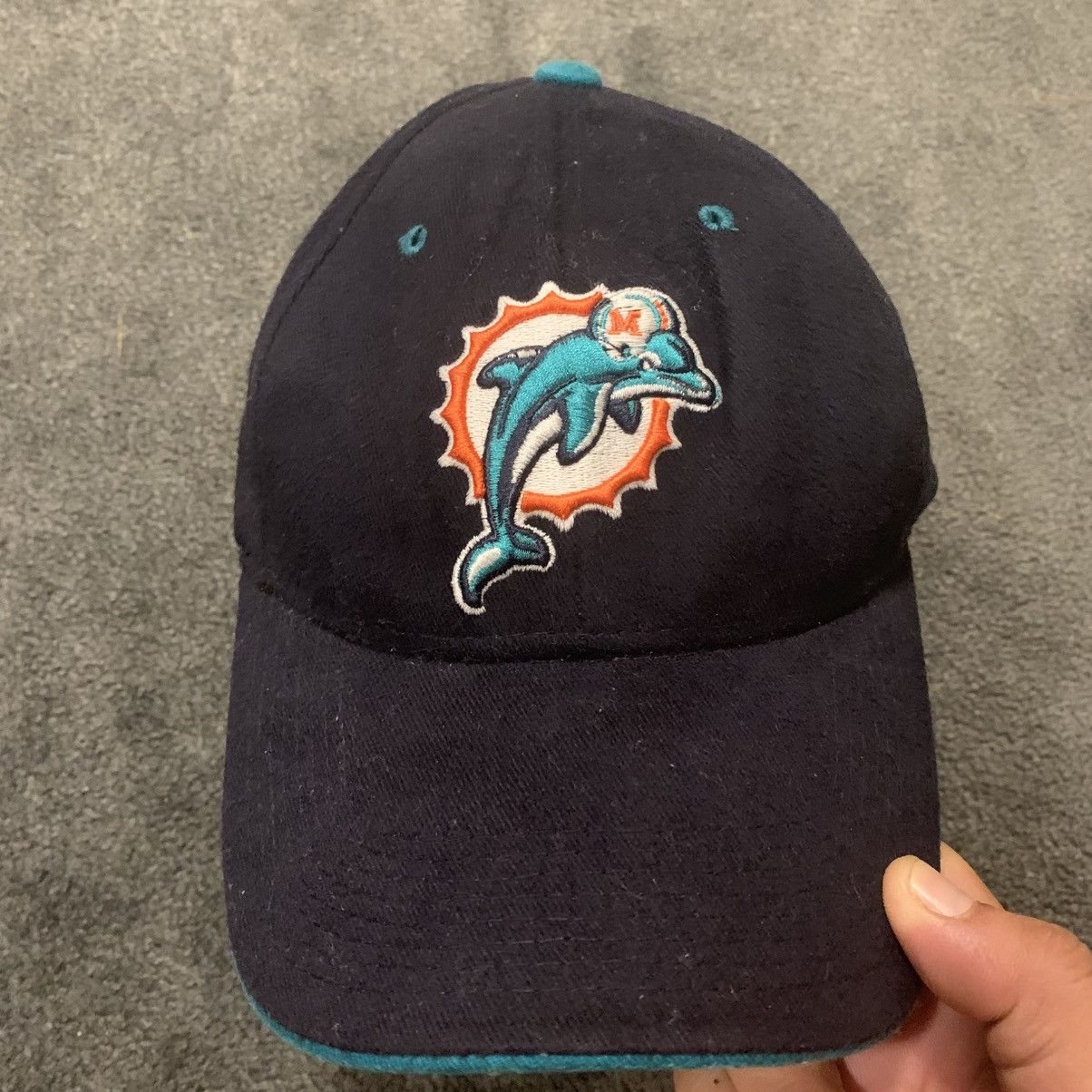 Twins Enterprise Inc. VINTAGE 90s Miami Dolphins Twins Enterprise Hat Black/Teal Size ONE SIZE - 3 Thumbnail