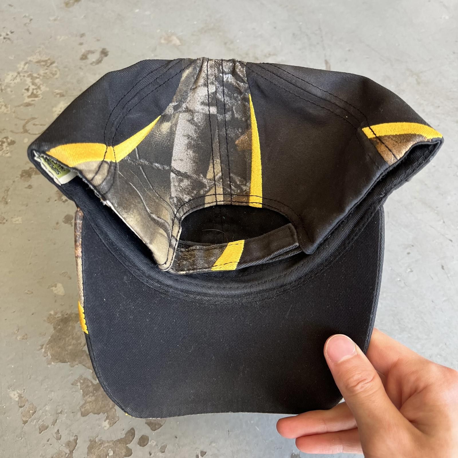 Chevrolet × Realtree × Vintage Vintage Y2K Chevy Trucks Realtree Hardwoods Camo Grunge Hat Size ONE SIZE - 2 Thumbnail