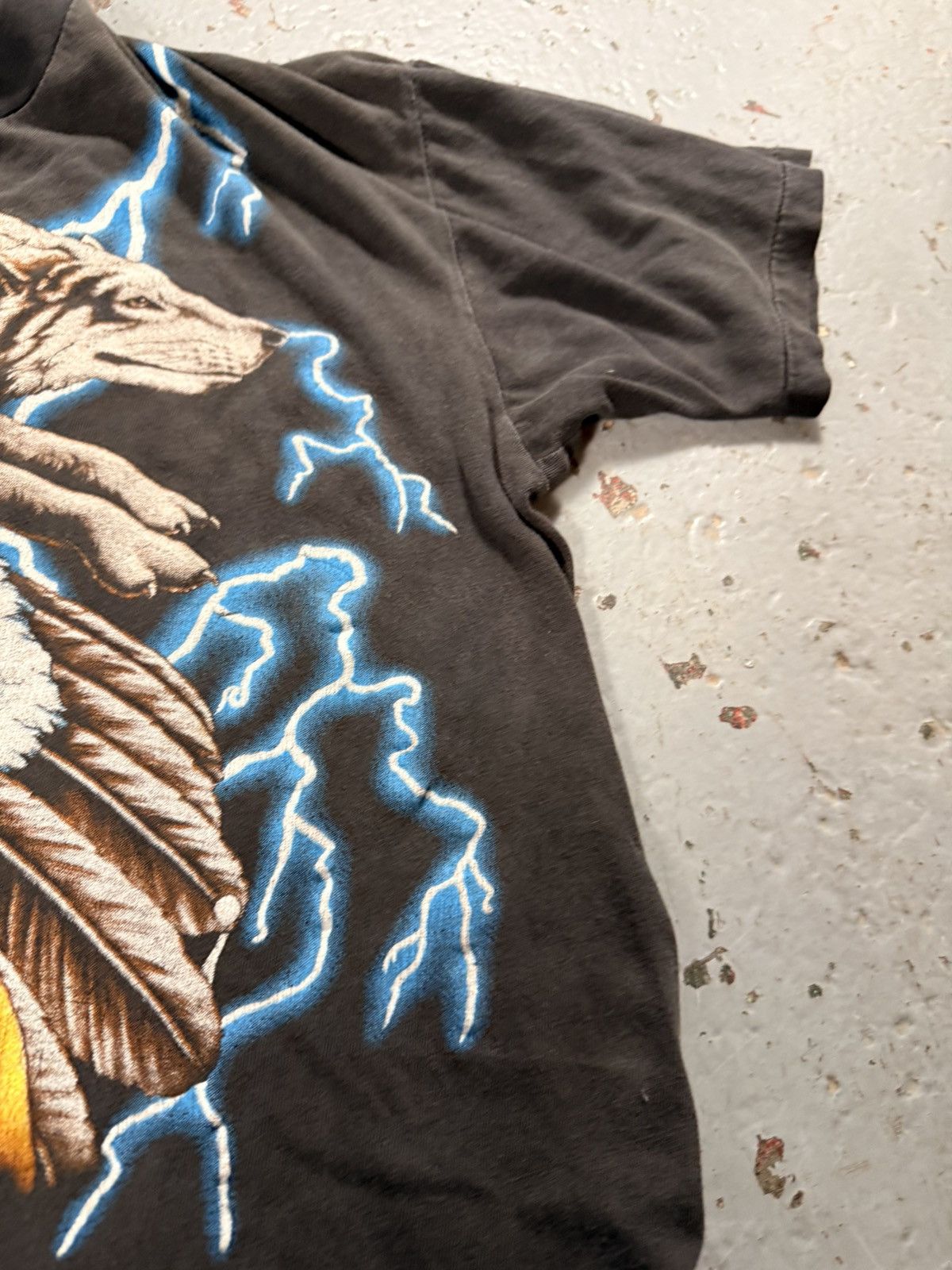 Other American Thunder Lightning Native Faded Tee Size US L / EU 52-54 / 3 - 6 Thumbnail