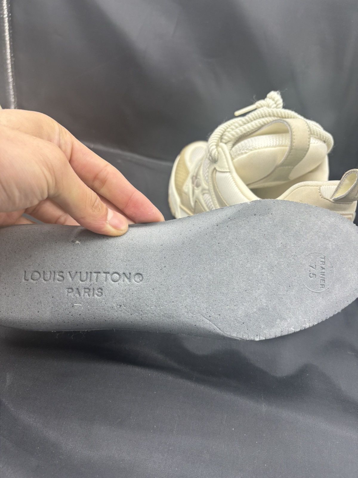 Louis Vuitton Louis vuitton cream skates Size US 8.5 / EU 41-42 - 12 Thumbnail