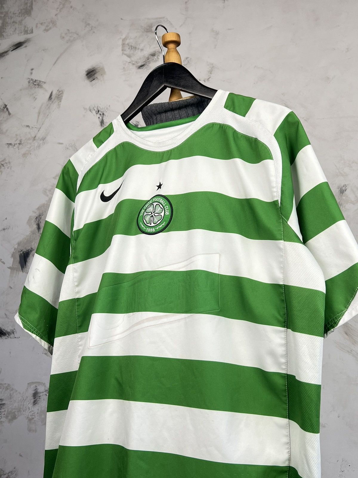 Nike 2005 - 2006 Nike Total 90 Celtic Home Jersey Size L - XL Size US XL / EU 56 / 4 - 2 Thumbnail