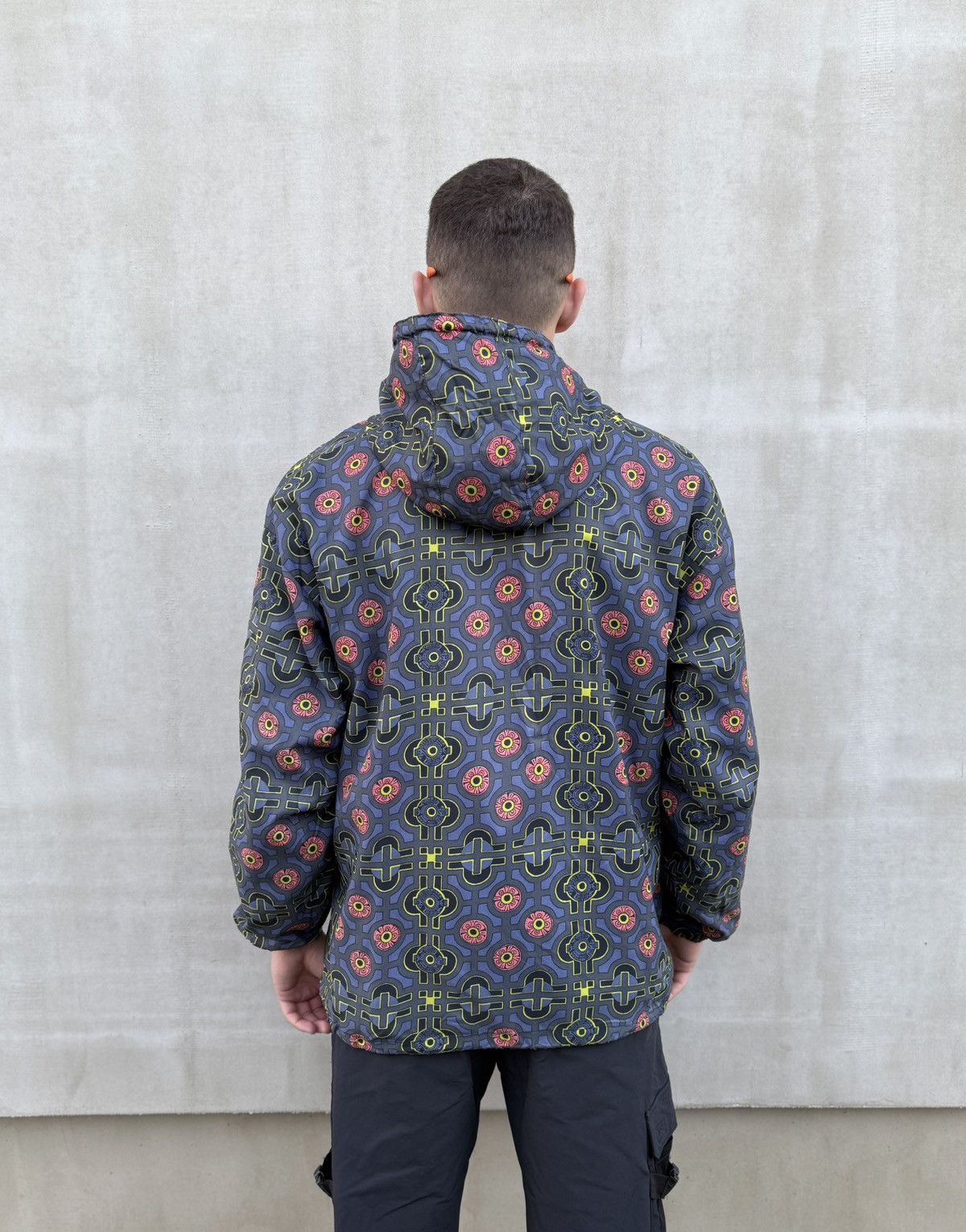 Adidas Adidas Vintage Men Windbreaker Jacket Hooded Retro Pattern M Size US M / EU 48-50 / 2 - 3 Thumbnail