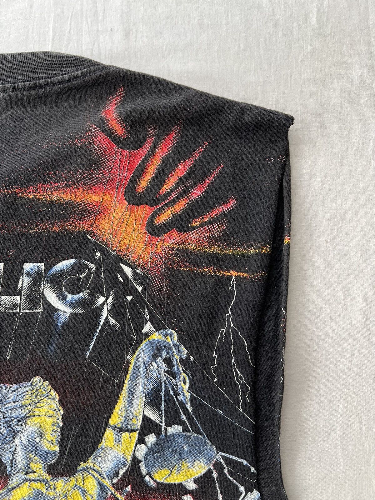 Band Tees Vintage 1991 Metallica Master Of Puppets AOP T-shirt Size US XL / EU 56 / 4 - 17 Thumbnail