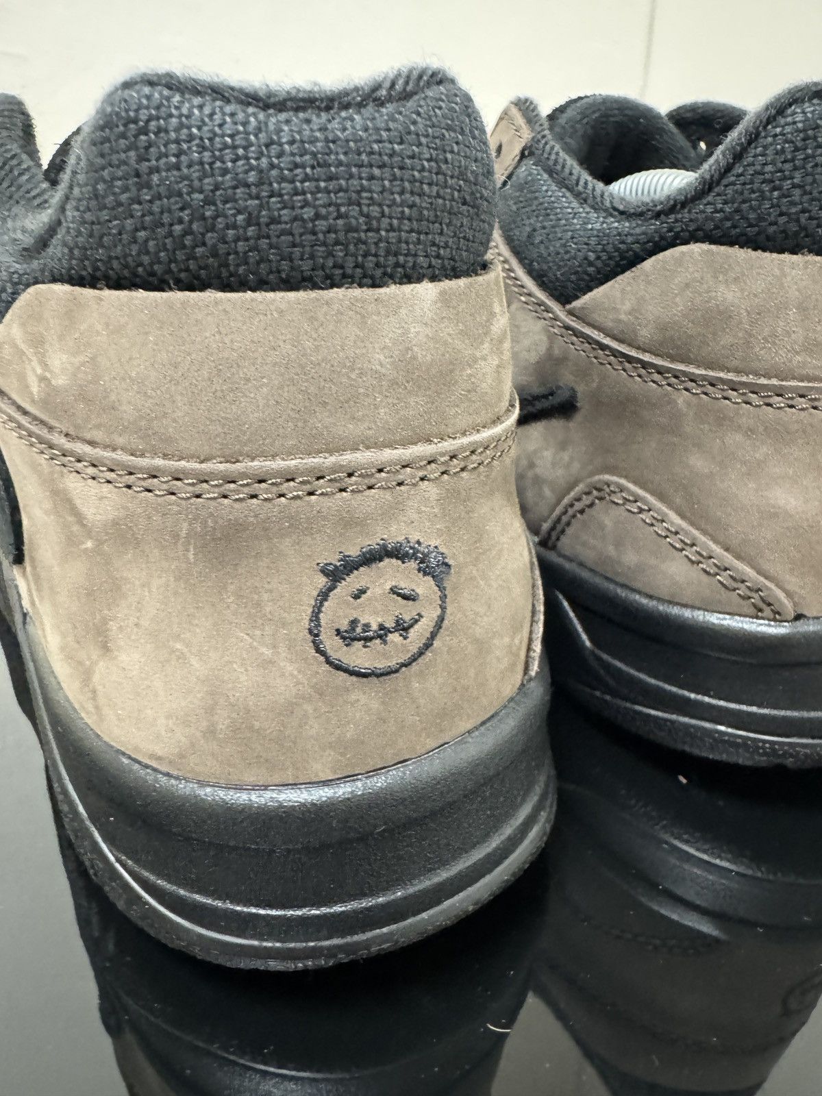 Nike × Travis Scott Nike x Travis Scott jumpman jack dark mocha Size US 9.5 / EU 42-43 - 5 Thumbnail