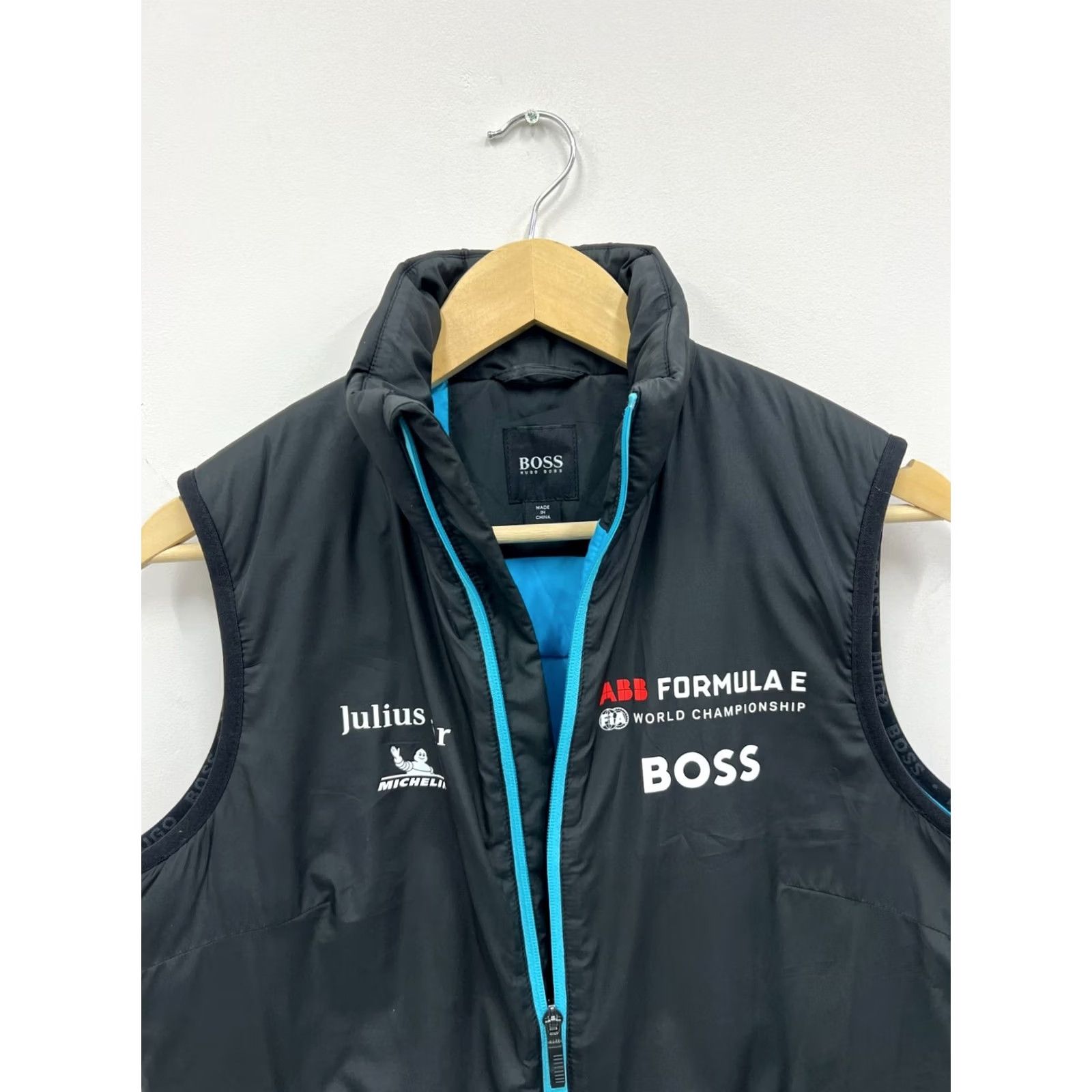 Hugo Boss HUGO BOSS ABB Formula E World Championship Womens Race Vest Gilet M Jacket Black Zip Full Zip Size M / US 6-8 / IT 42-44 - 5 Thumbnail