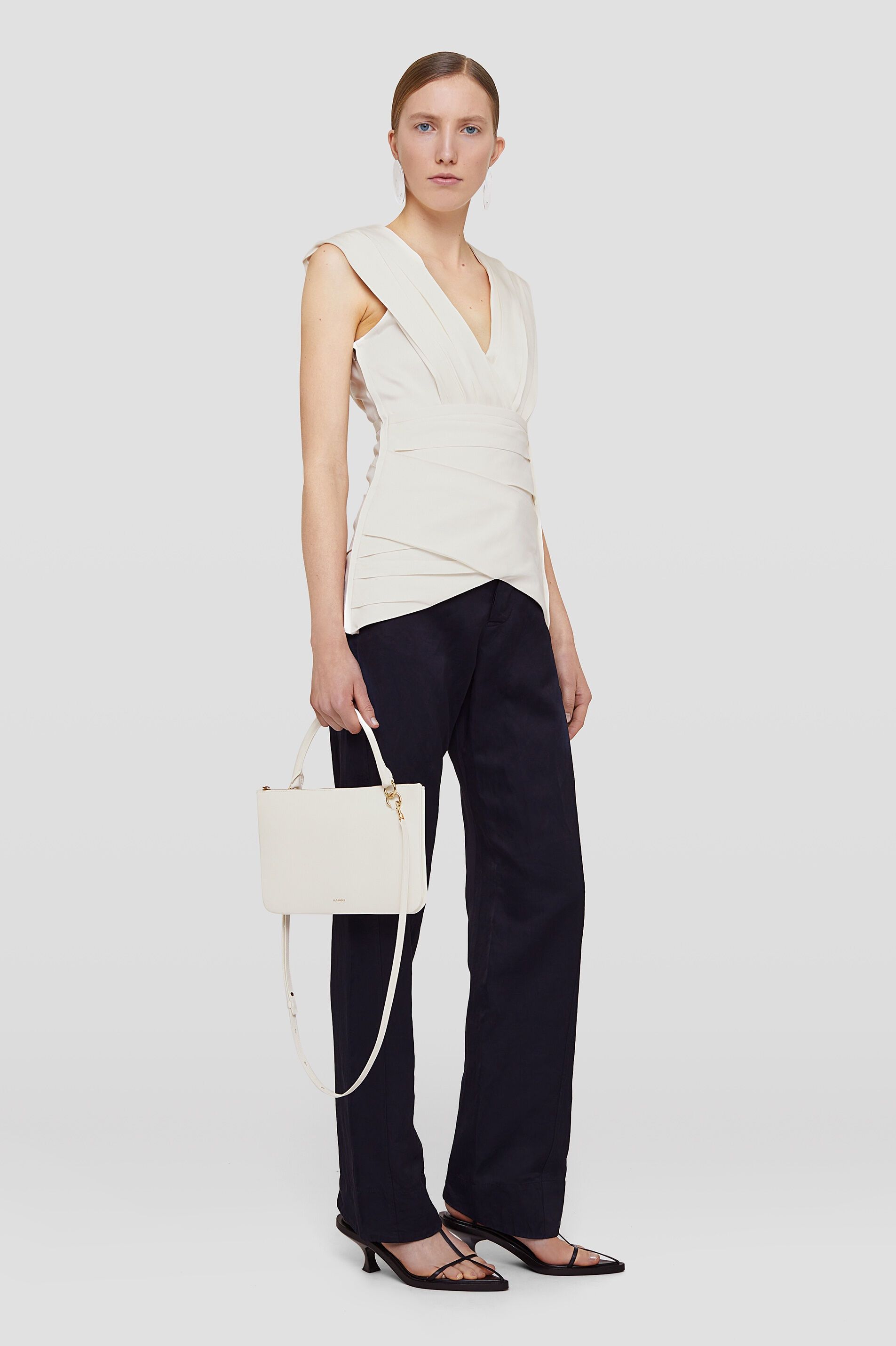 Jil Sander o1y1025 Silk Tank Top in Ivory Size XS / US 0-2 / IT 36-38 - 3 Thumbnail
