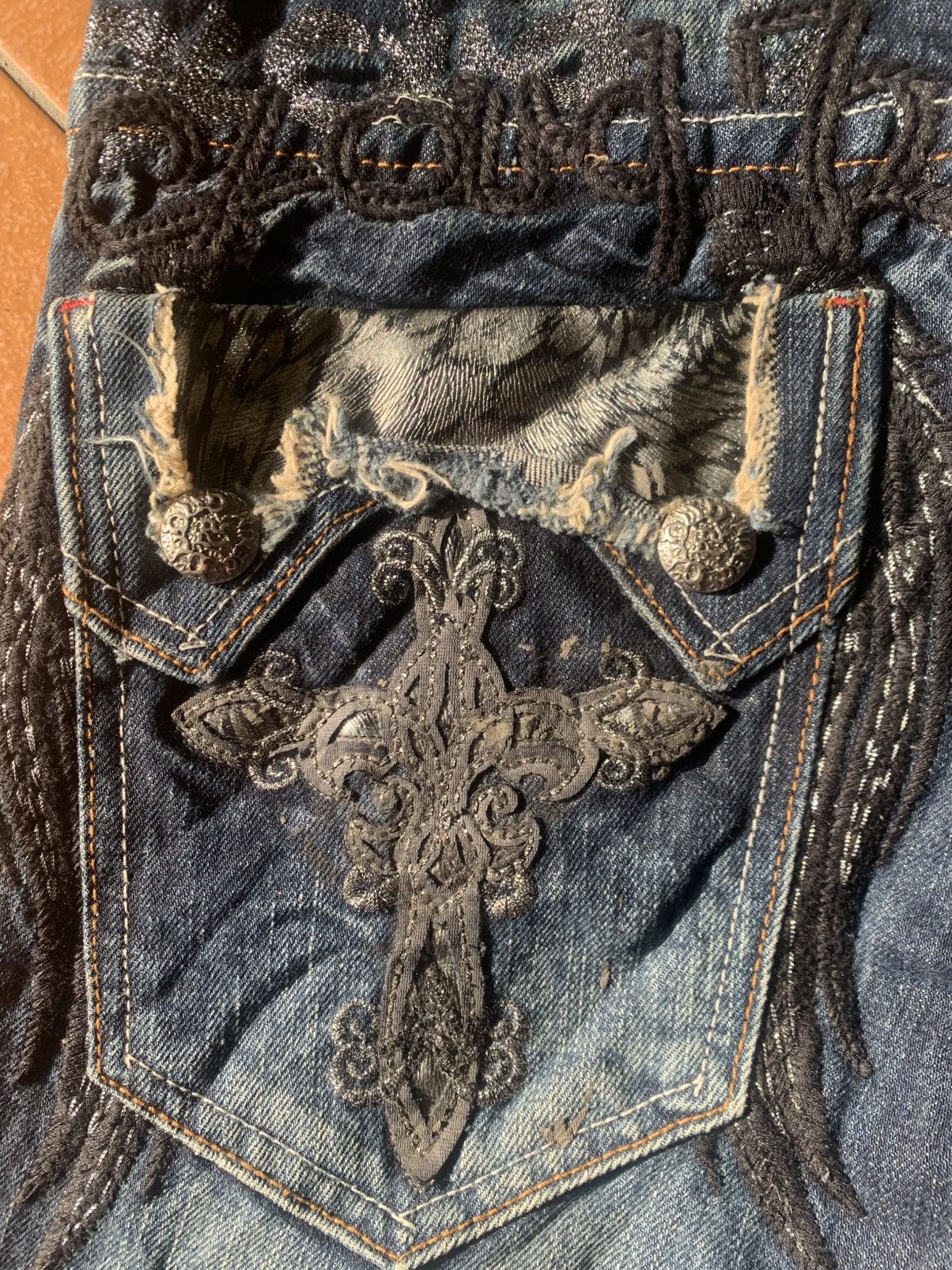 Japanese Brand Japanese Brand CLOUD 72 Denim Embroidery Cross Cemetery Jean Size US 30 / EU 46 - 4 Thumbnail
