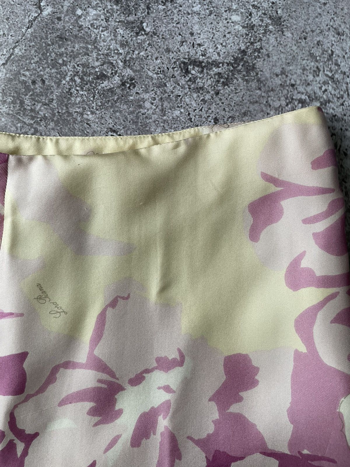 Loro Piana Loro Piana 100% Silk Floral Skirt Made In Italy Size 30" / US 8 / IT 44 - 10 Thumbnail