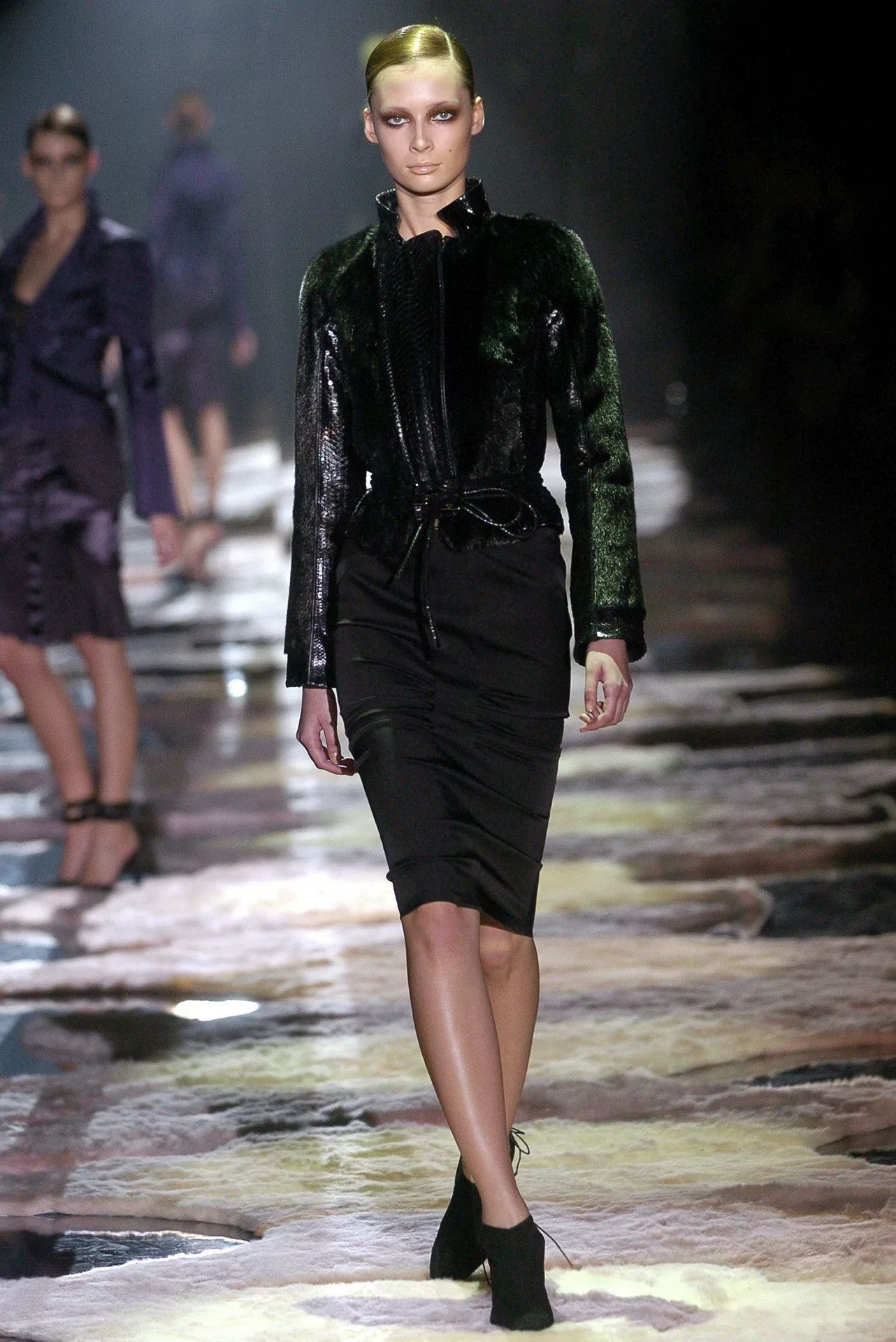 Tom Ford Gucci Tom Ford Era Skirt Size 40" / US 18 - 1 Thumbnail