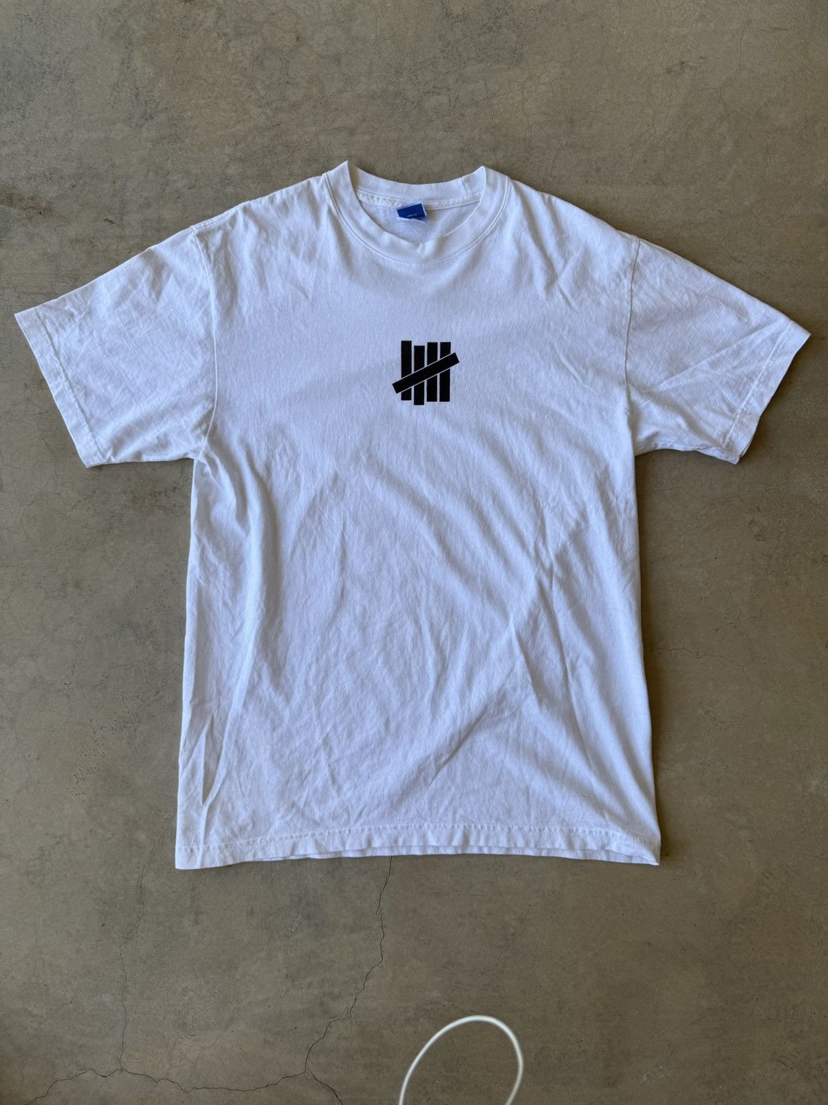 Undefeated Undefeated Logo Tee White Medium Size US M / EU 48-50 / 2 - 1 Thumbnail