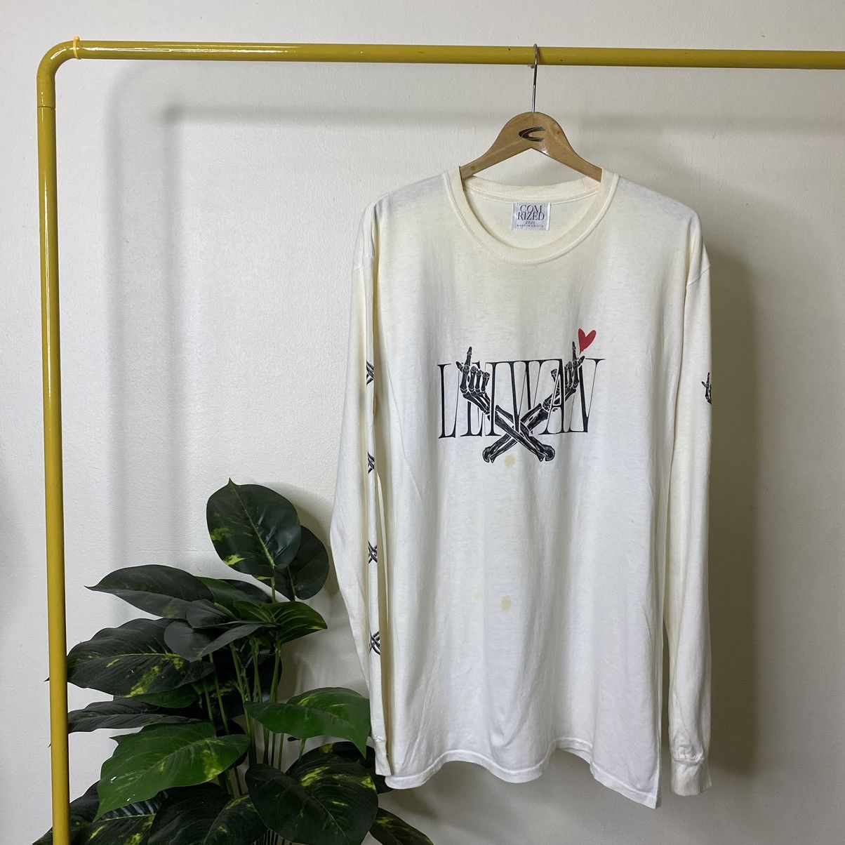 Band Tees × Japanese Brand Comrized x Leiwan Japanese Idol Pop Girl Group Merchandise T Size US L / EU 52-54 / 3 - 5 Thumbnail