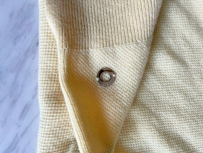 Loro Piana LORO PIANA Yellow V-neck sweater Size XS / US 0-2 / IT 36-38 - 5 Thumbnail
