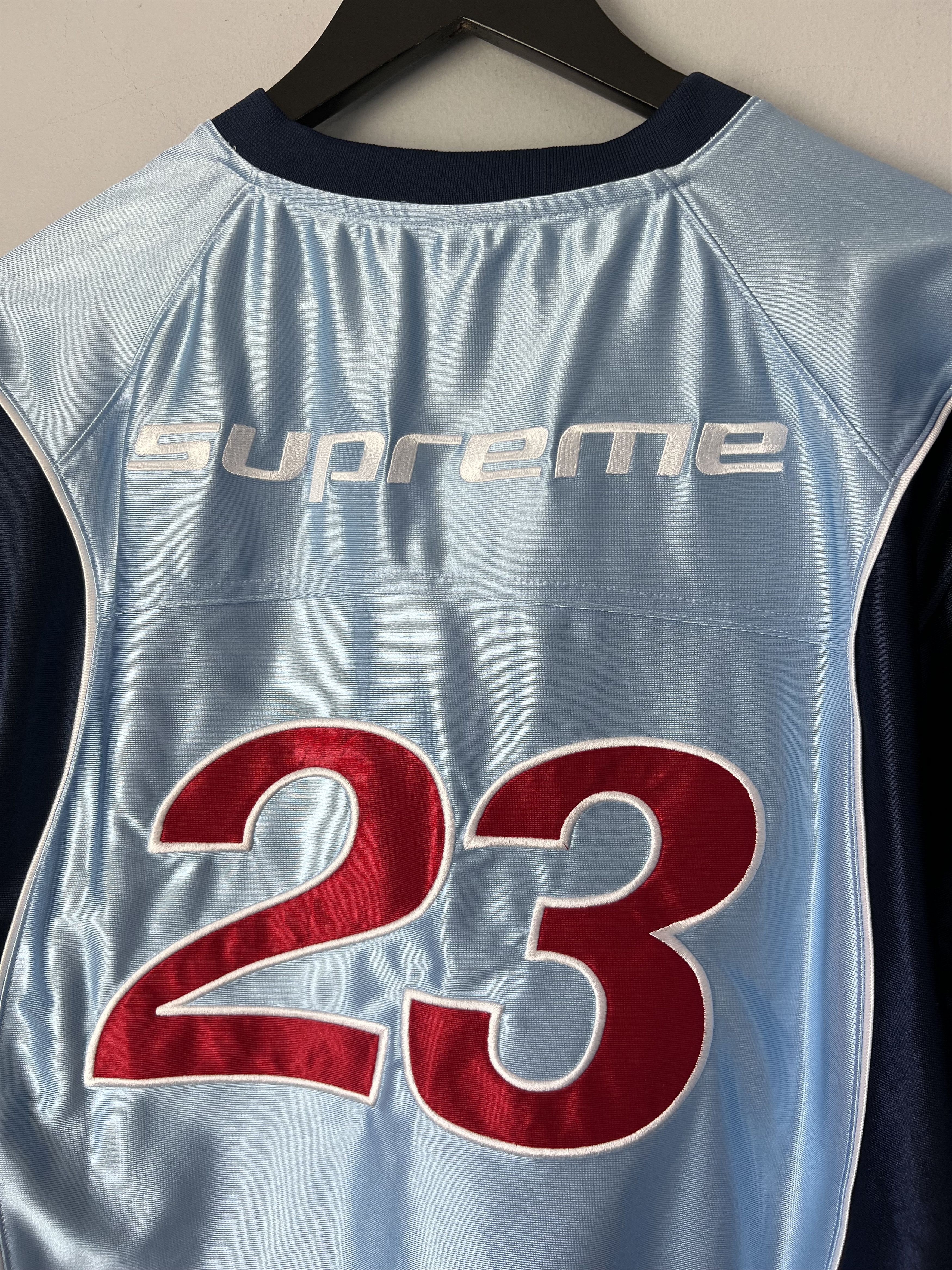 Jordan Brand × Supreme Supreme Jordan Warm Up Jersey in Light Blue Size US S / EU 44-46 / 1 - 6 Thumbnail