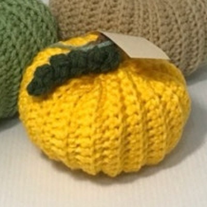 Handmade NWT Handmade Crocheted Pumpkin Set of 3 by Dawny Size ONE SIZE - 4 Thumbnail
