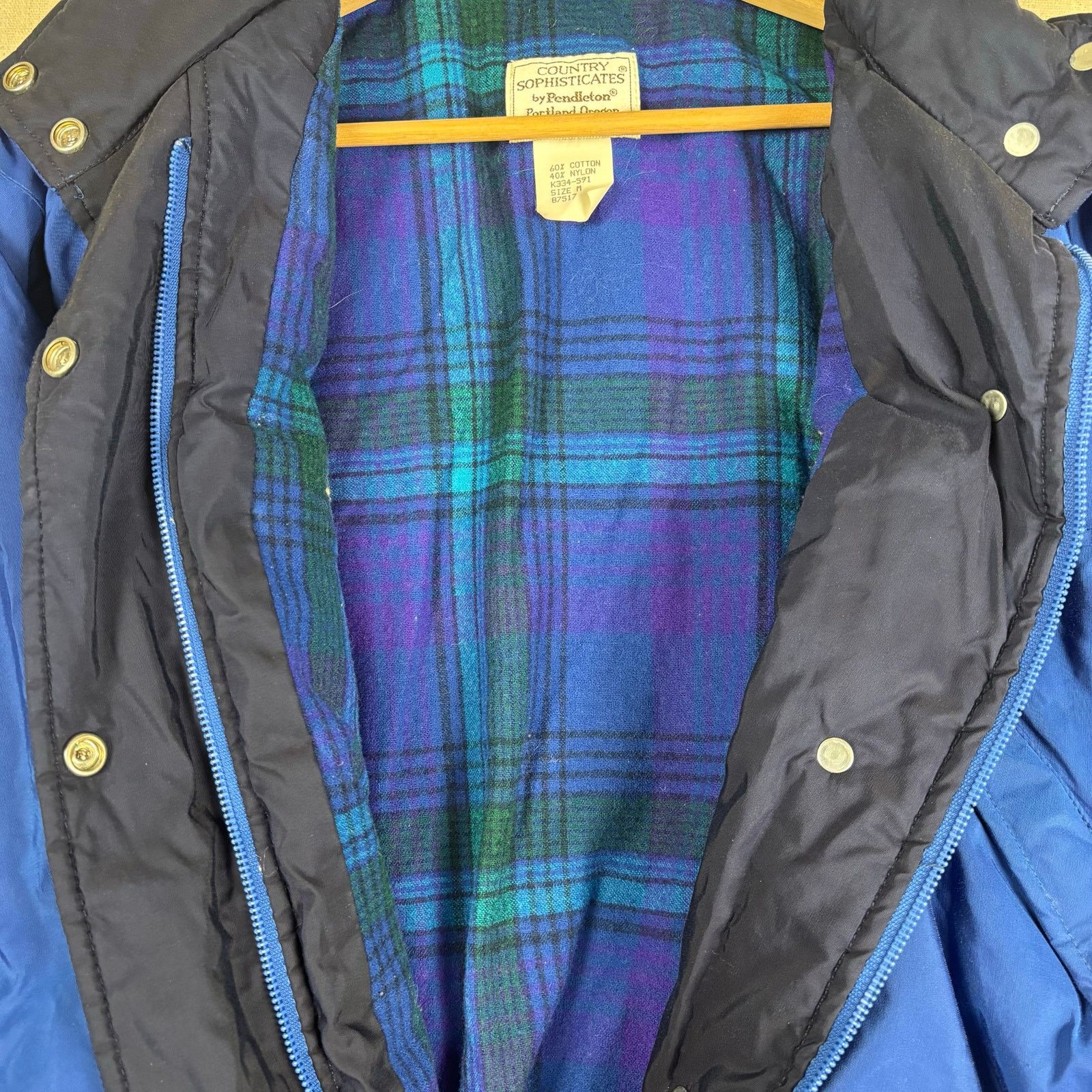 Pendleton VTG Pendleton 80s Country Sophisticates Plaid Medium Bomber Size US M / EU 48-50 / 2 - 3 Thumbnail