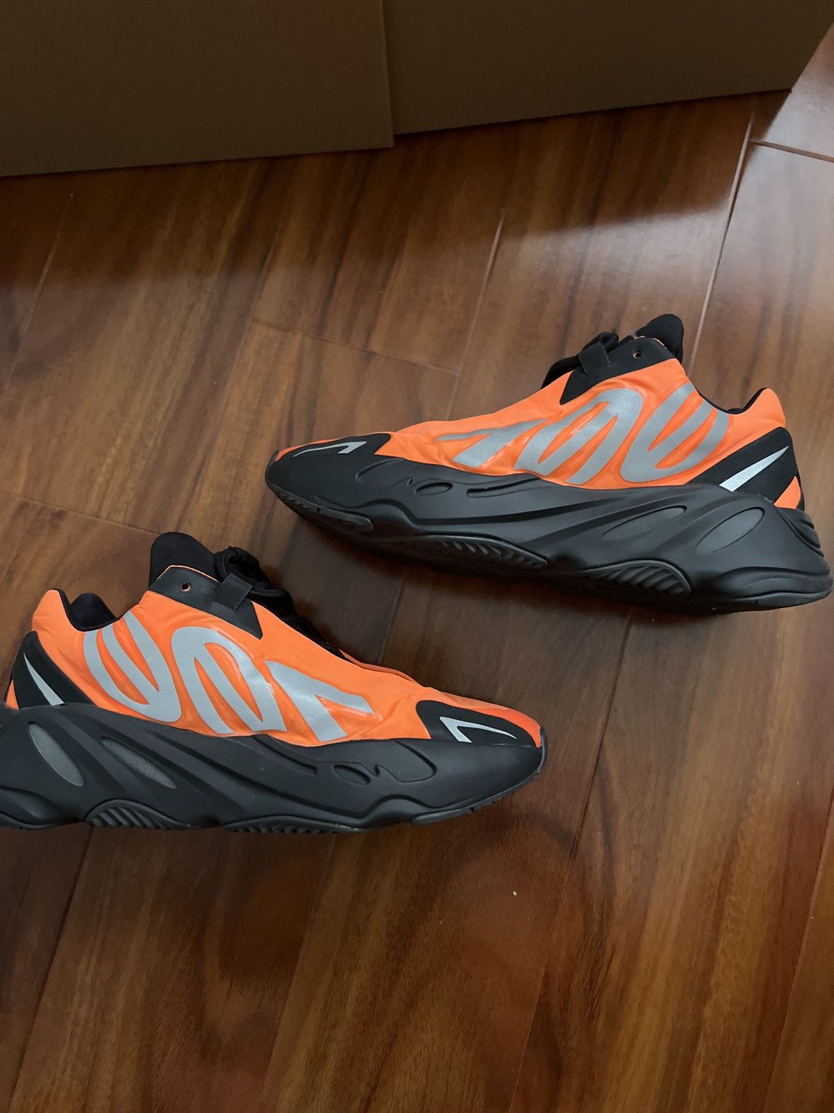 Yeezy Yeezy 700 orange Size US 6 / EU 39 - 3 Thumbnail