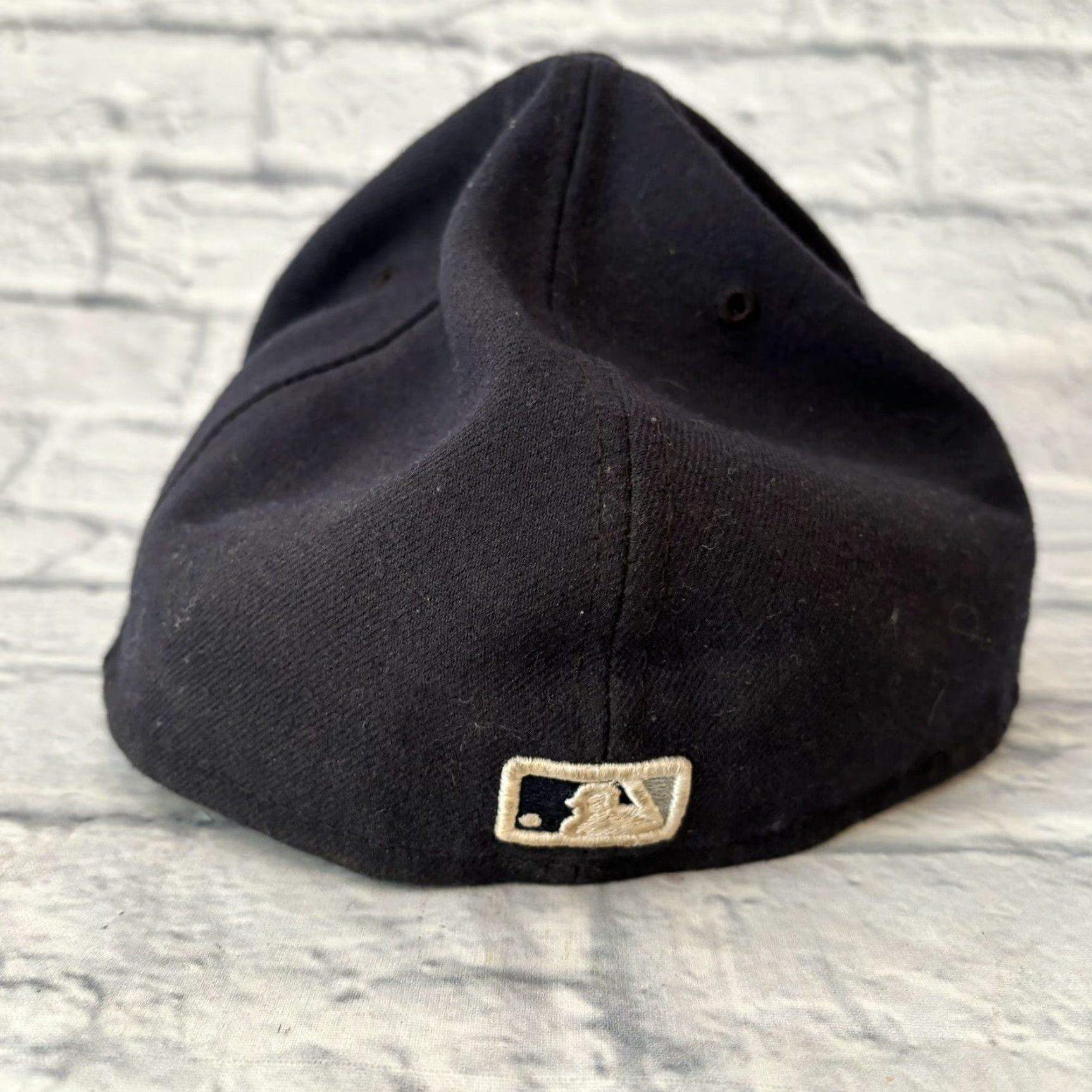 New Era NY Yankees MLB New Era 59FIFTY On Field Cool Base Hat Fitted 7 5/8 Navy White Unisex Adults Baseball Cap Mens/ Womens Size ONE SIZE - 5 Thumbnail
