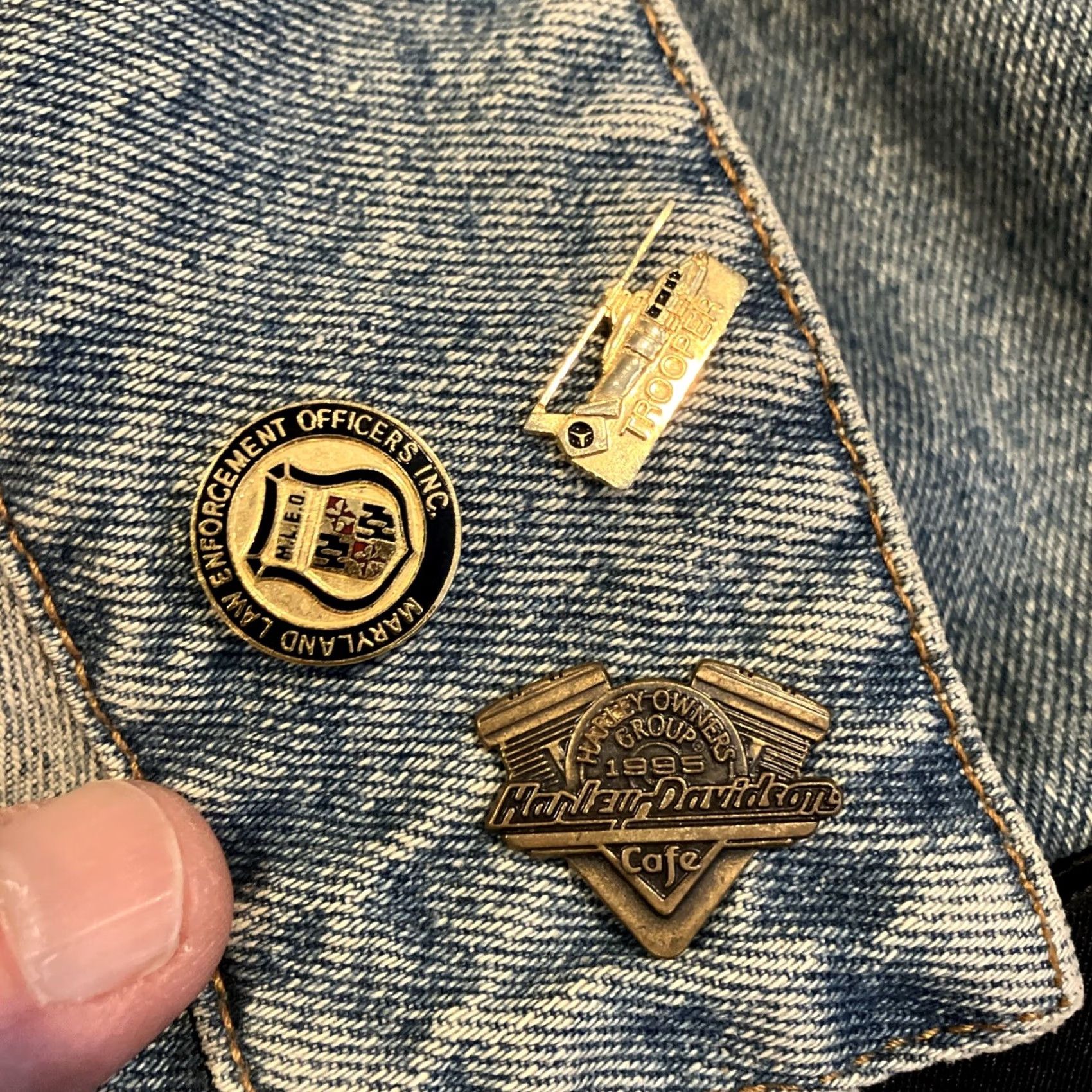 Harley Davidson VINTAGE Harley Davidson Denim Biker Vest XL RARE HOG Pins Baltimore Patch Size US XL / EU 56 / 4 - 4 Thumbnail
