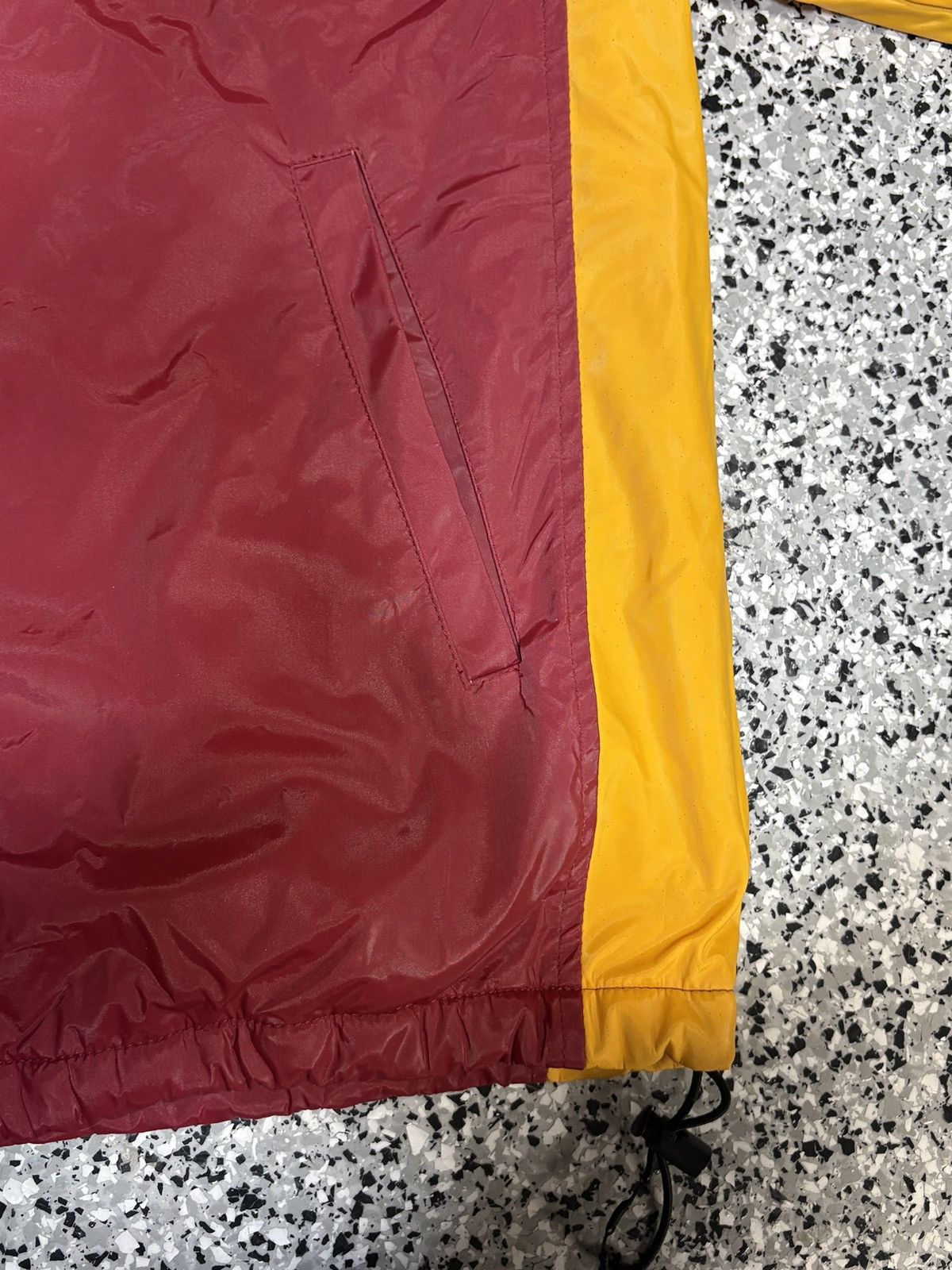 NCAA Vintage 1990s USC Embroidered Windbreaker Size XL 0802 Size US L / EU 52-54 / 3 - 7 Thumbnail