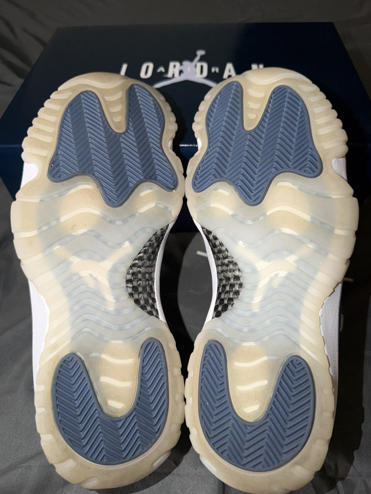 Jordan Brand Jordan 11 Retro Low ‘Diffused Blue’ Size 8M Size US 8 / EU 41 - 7 Thumbnail