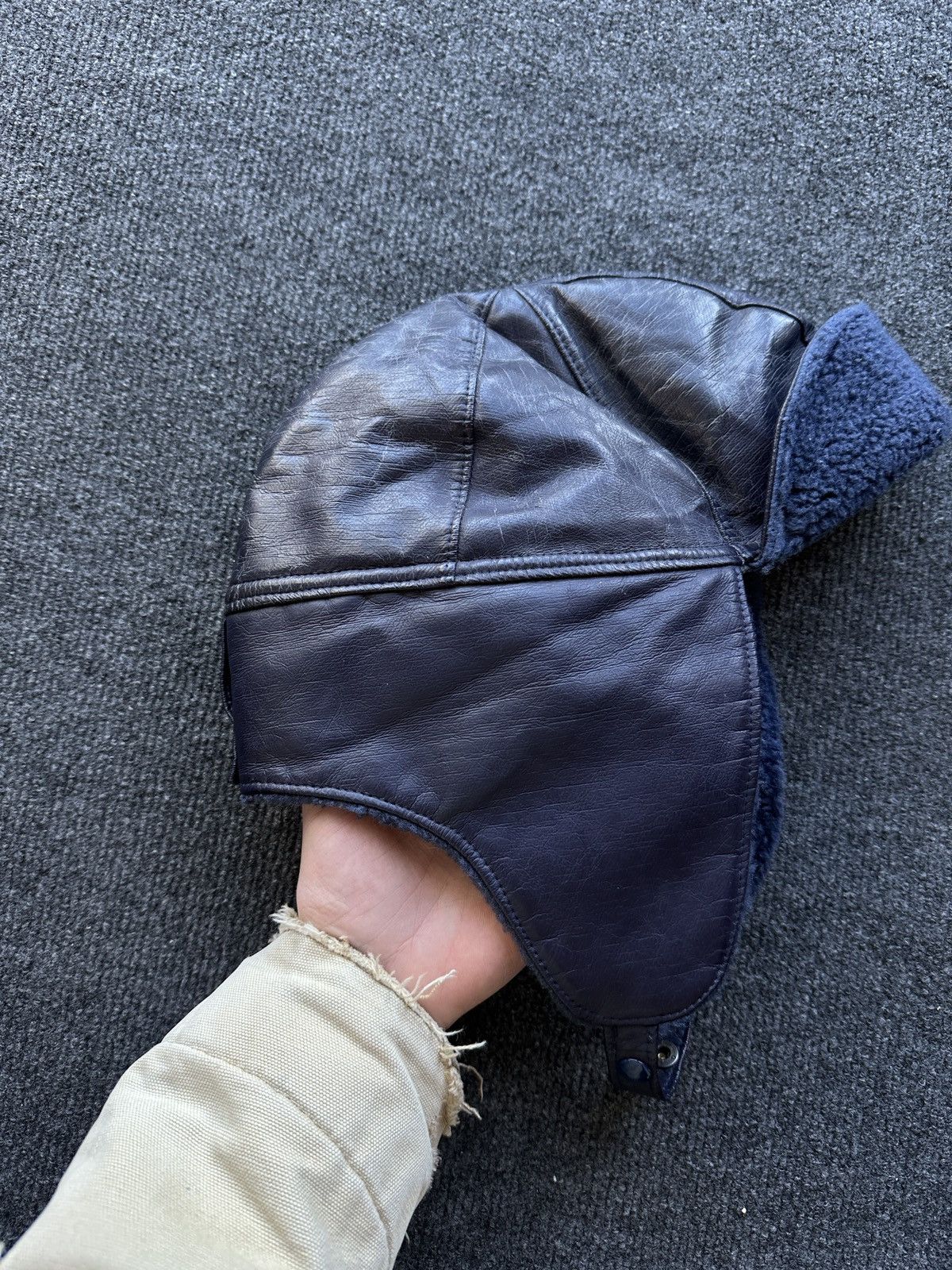 Vintage 🚨Y2K HYPE LEATHER FUZZY AVIATOR USHANKA HAT bubble Size ONE SIZE - 2 Thumbnail