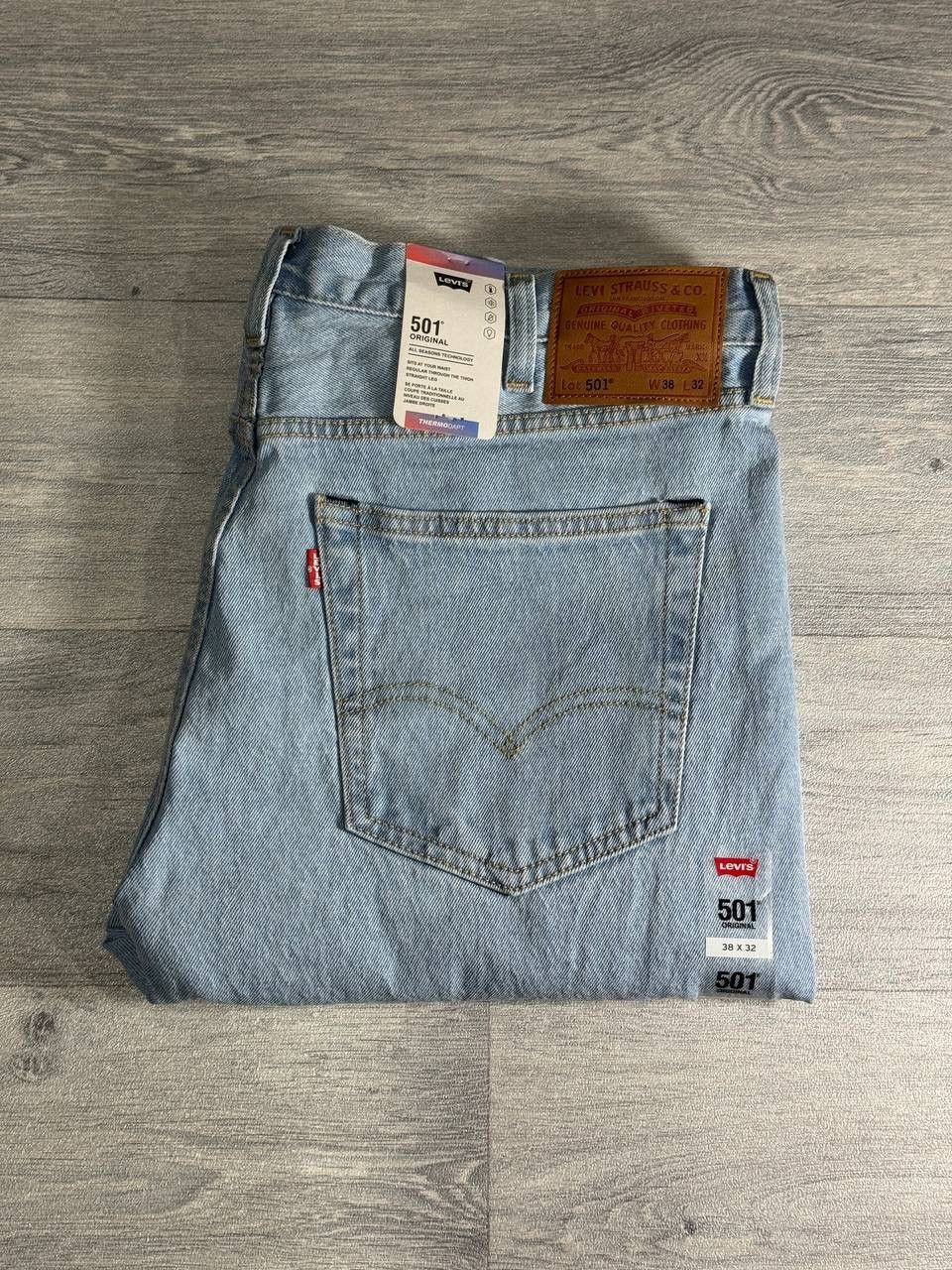 Levi's Levi’s 501 Thermodapt Jeans in Light Blue W38 L32 Size US 38 / EU 54 - 1 Thumbnail