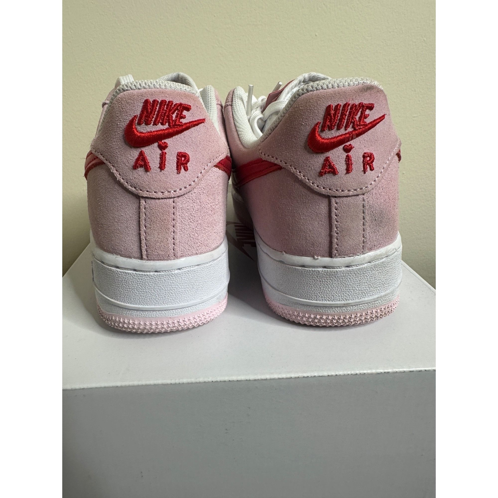 Nike Air Force 1 ‘07 QS Valentine’s Day Love Letter Size US 9.5 / EU 42-43 - 3 Thumbnail