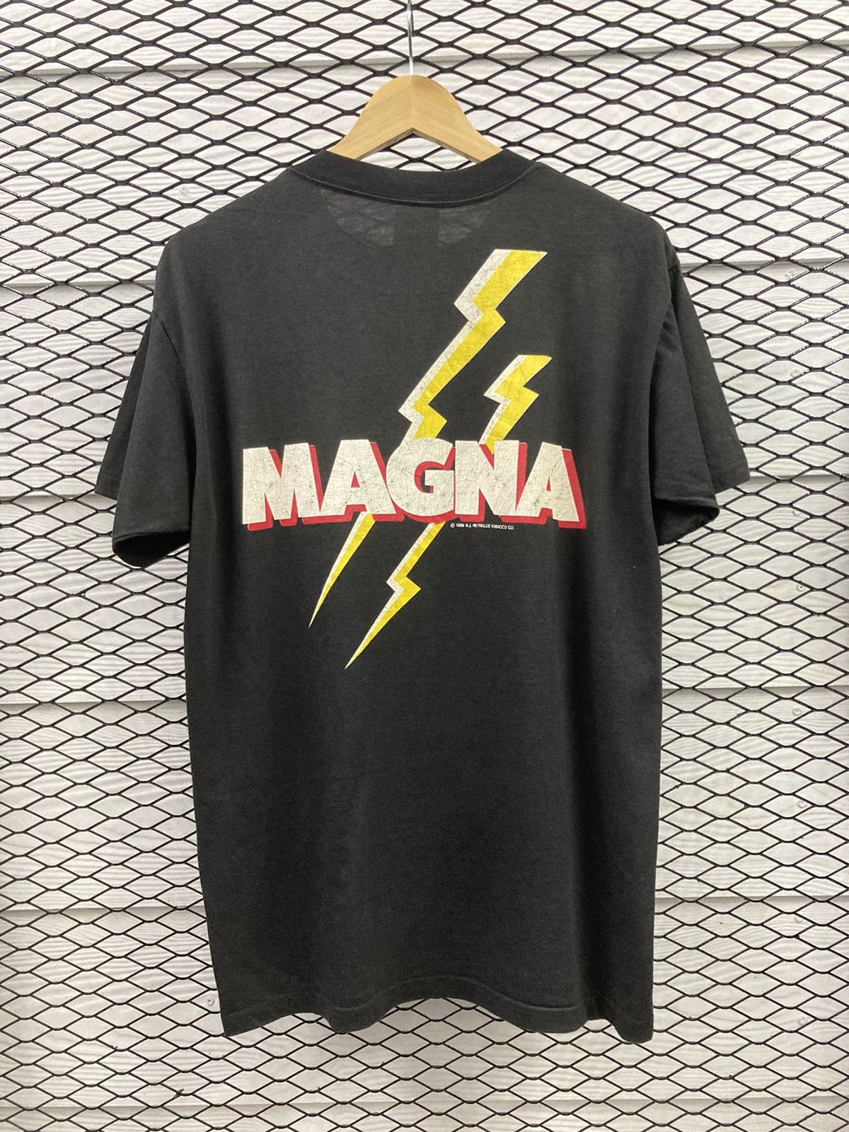 Vintage Vintage Magna 1989 shirt. Size US L / EU 52-54 / 3 - 2 Thumbnail