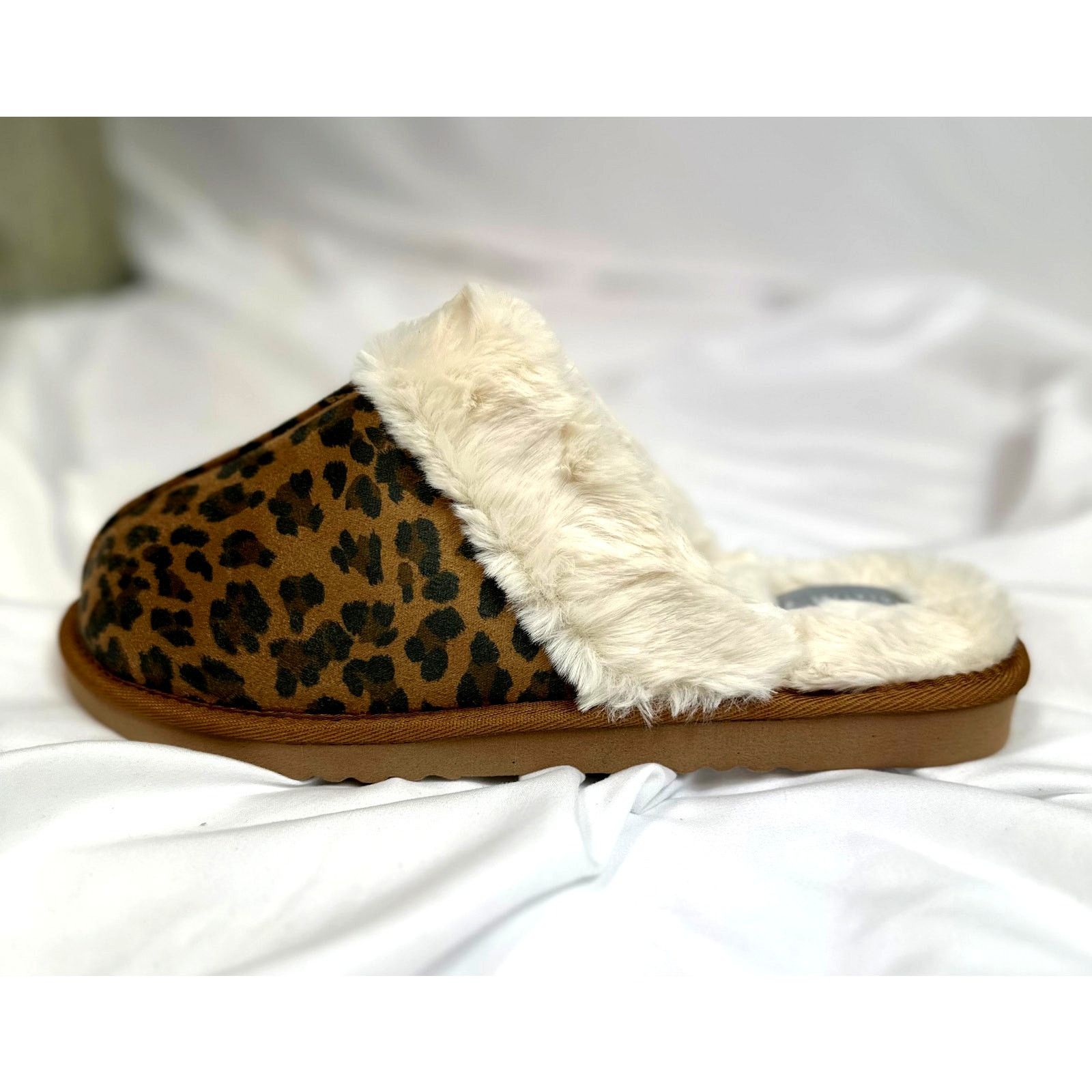 Other Volatile Microsuede Faux Shearling Slipper Leopard Fluff 9 Size US 9 / IT 39 - 5 Thumbnail
