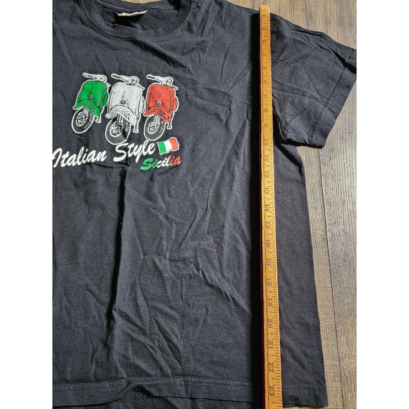 Vintage Adult M VESPA Italian Style Scooter Travel Souvenir T Shirt Size US M / EU 48-50 / 2 - 4 Thumbnail